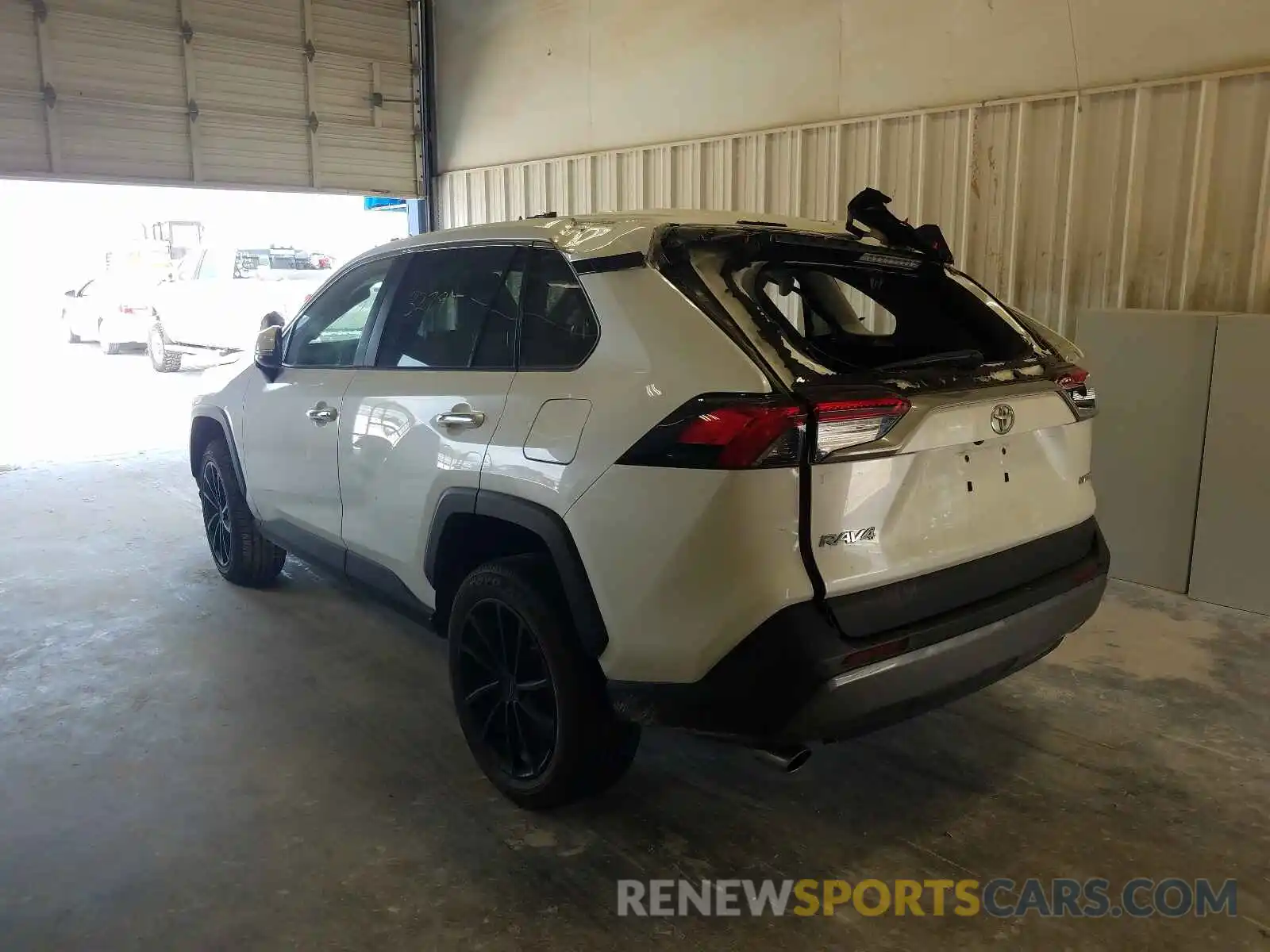 3 Photograph of a damaged car 2T3Y1RFV7KW035480 TOYOTA RAV4 2019