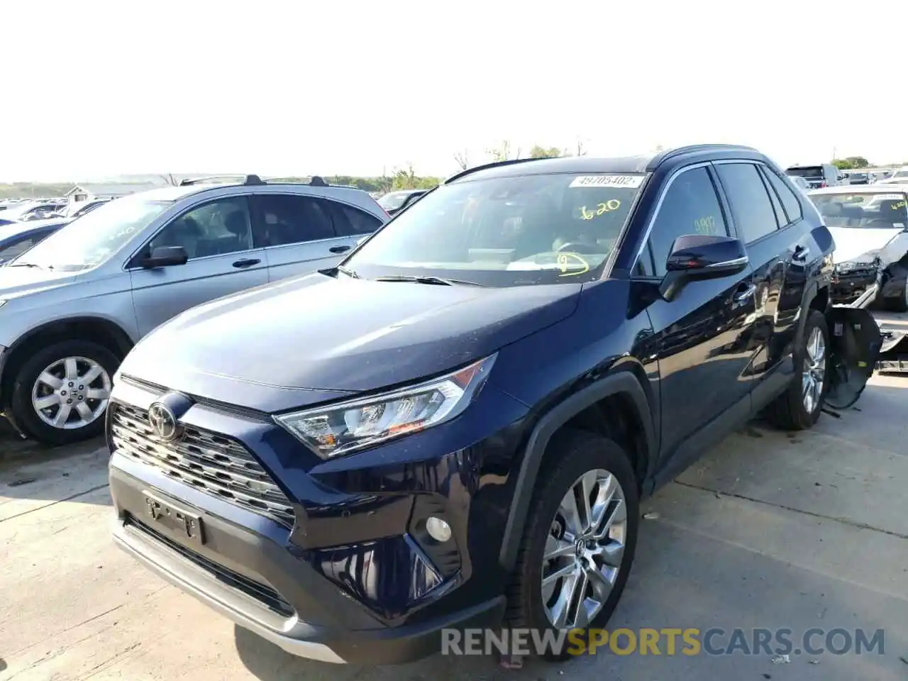 2 Photograph of a damaged car 2T3Y1RFV8KC007060 TOYOTA RAV4 2019