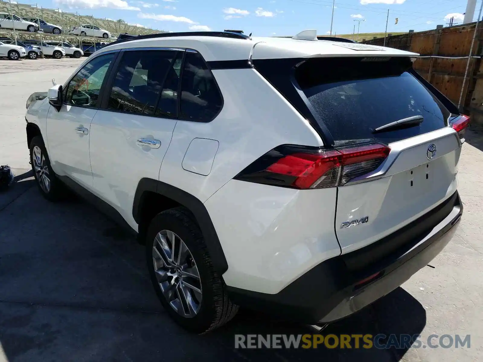 3 Photograph of a damaged car 2T3Y1RFV8KC008208 TOYOTA RAV4 2019