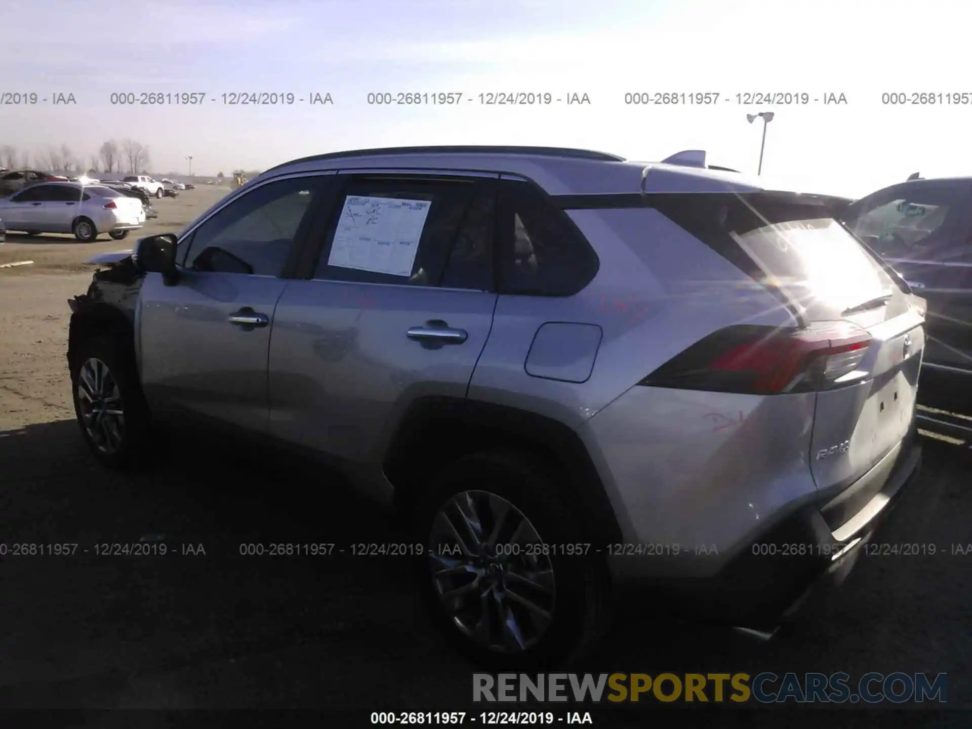 3 Фотография поврежденного автомобиля 2T3Y1RFV8KW037366 TOYOTA RAV4 2019