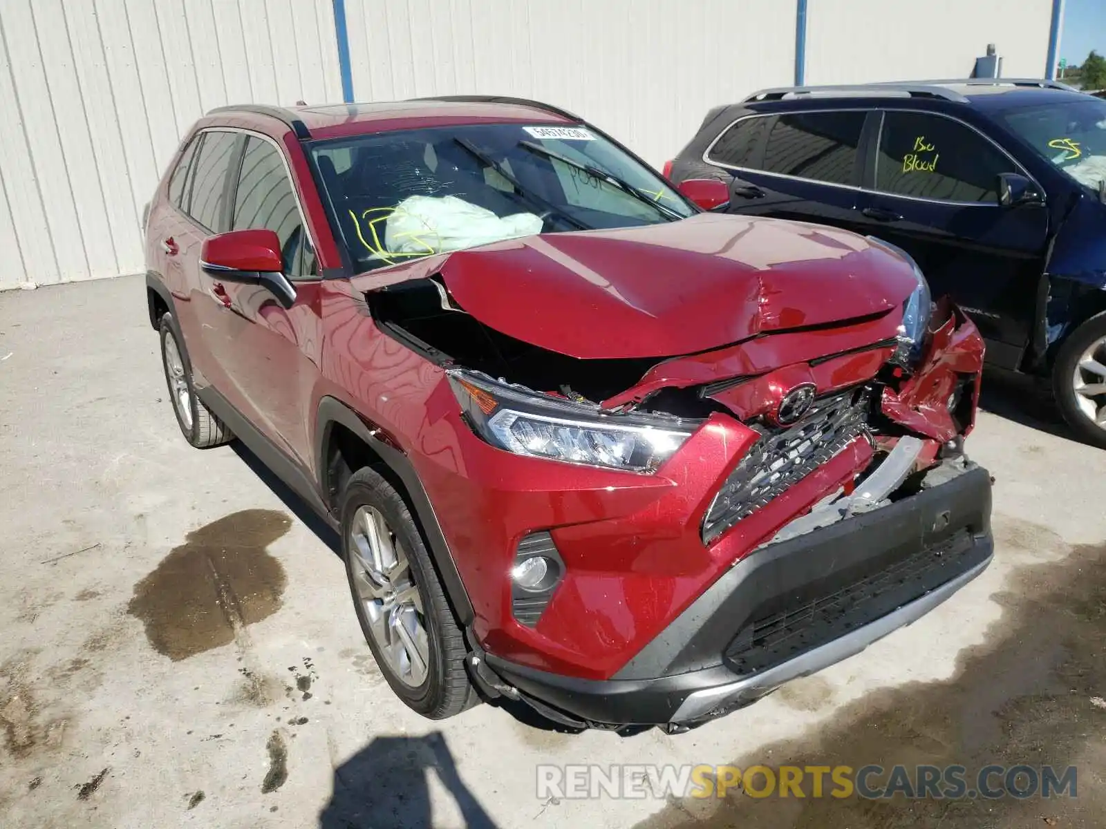 1 Photograph of a damaged car 2T3Y1RFV9KC010582 TOYOTA RAV4 2019