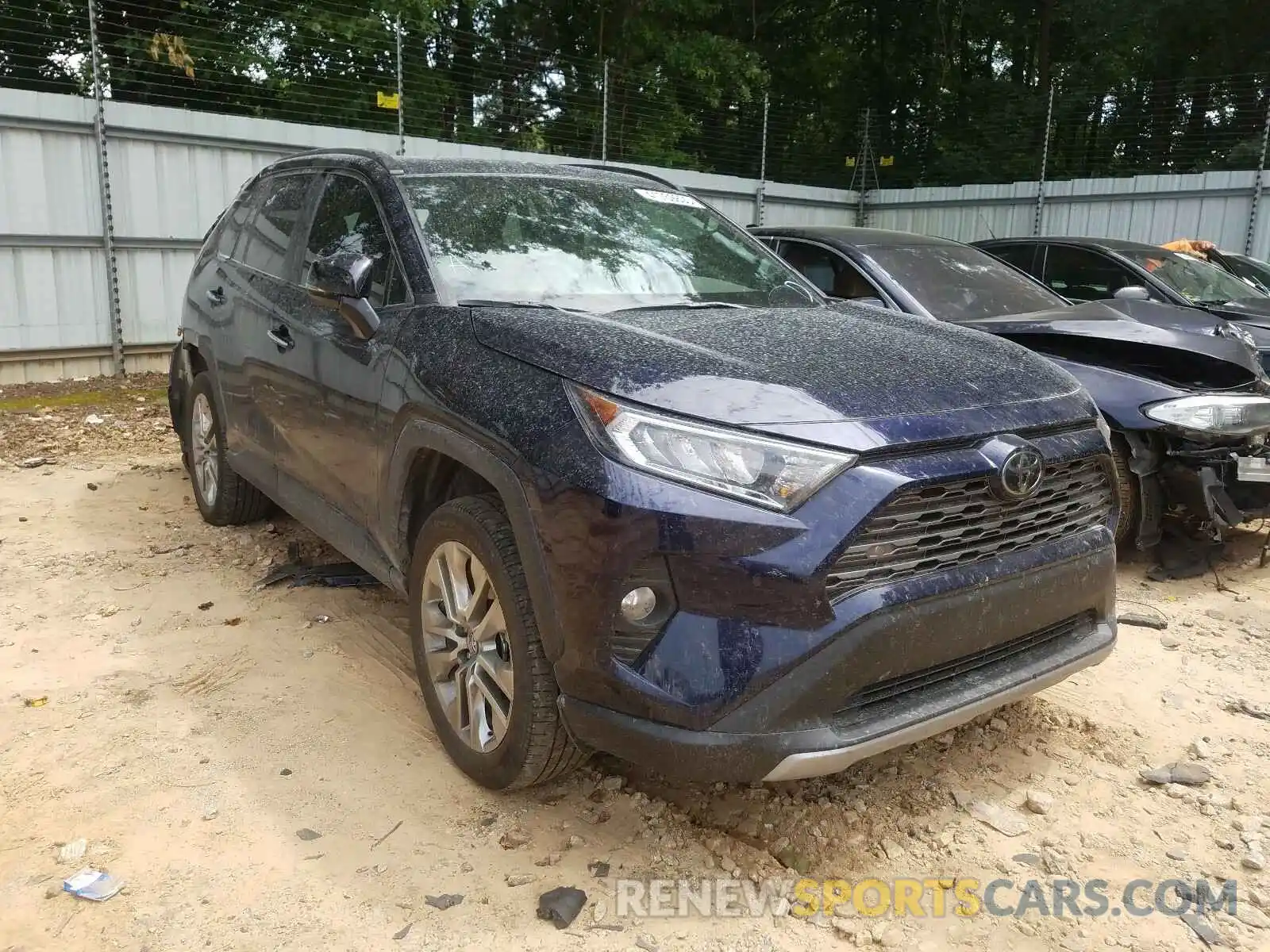 1 Photograph of a damaged car 2T3Y1RFV9KW019667 TOYOTA RAV4 2019