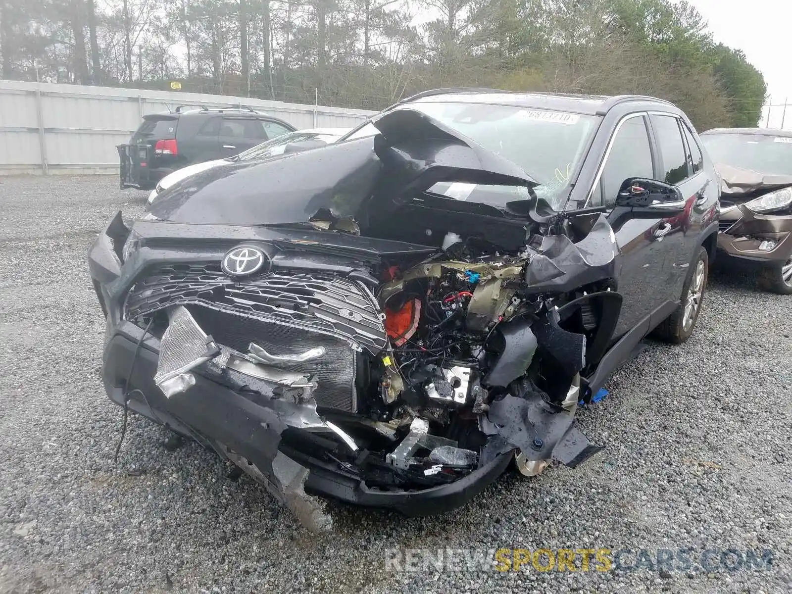 2 Photograph of a damaged car 2T3Y1RFVXKC009635 TOYOTA RAV4 2019