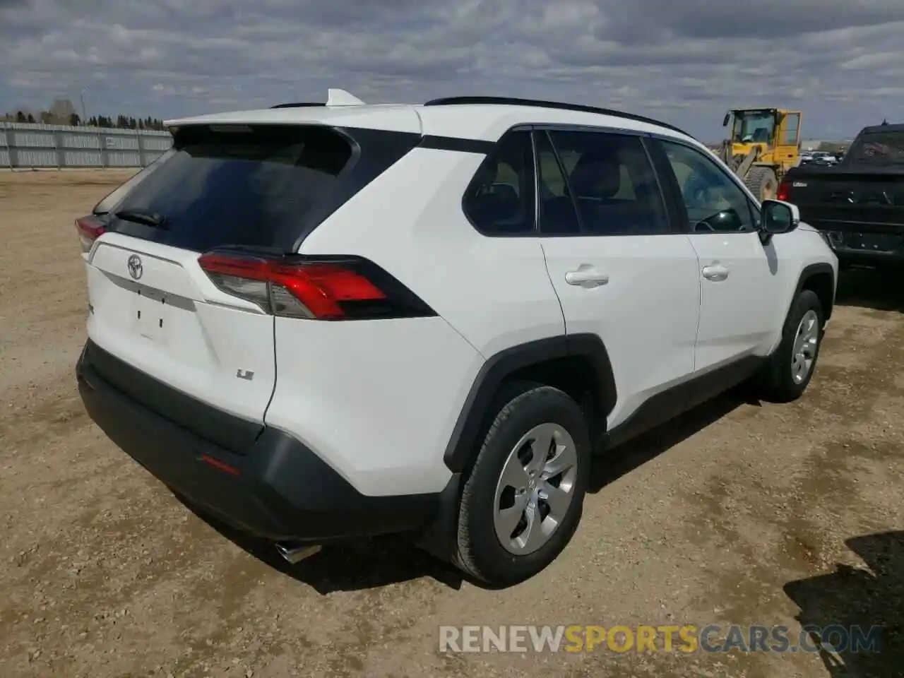 4 Photograph of a damaged car 2T3Z1RFV3KW034363 TOYOTA RAV4 2019