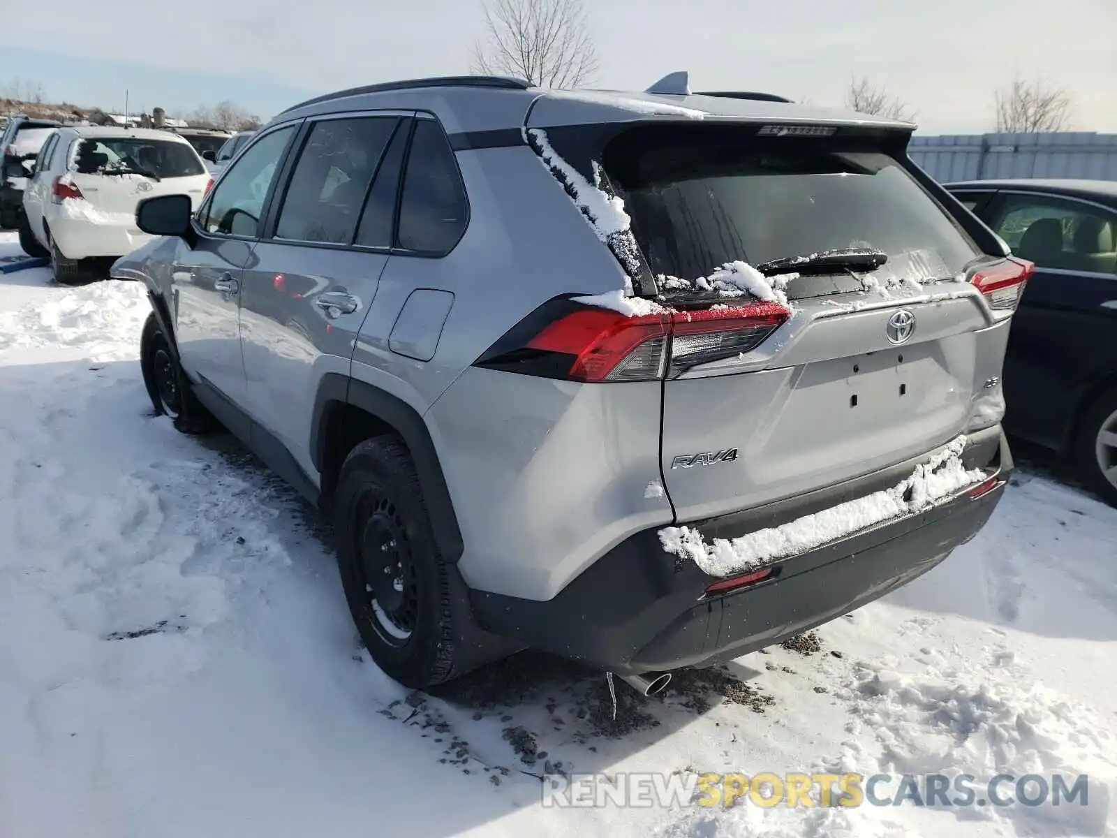 3 Фотография поврежденного автомобиля 2T3Z1RFV6KW039802 TOYOTA RAV4 2019