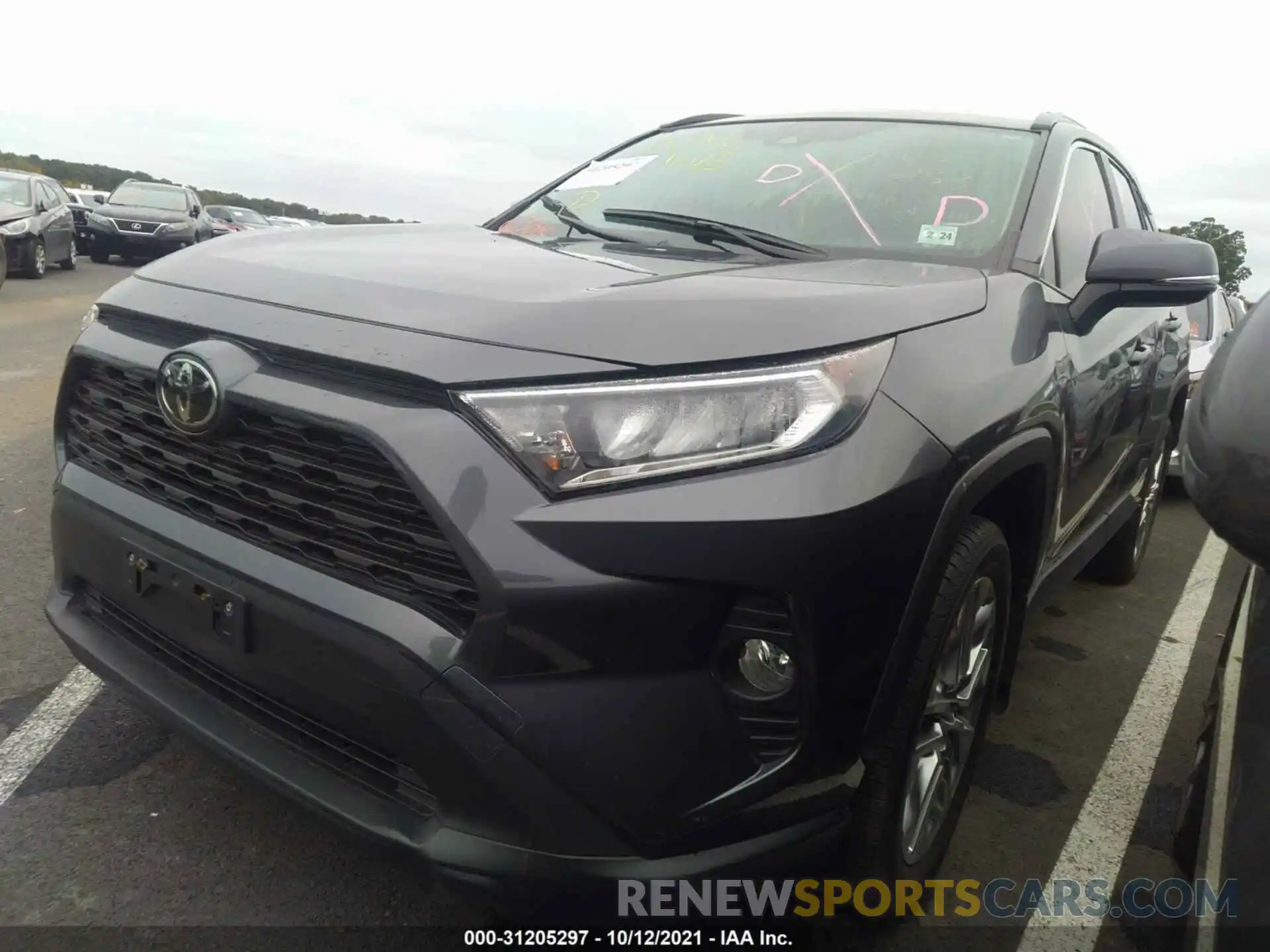 2 Photograph of a damaged car JTMA1RFV0KD014324 TOYOTA RAV4 2019