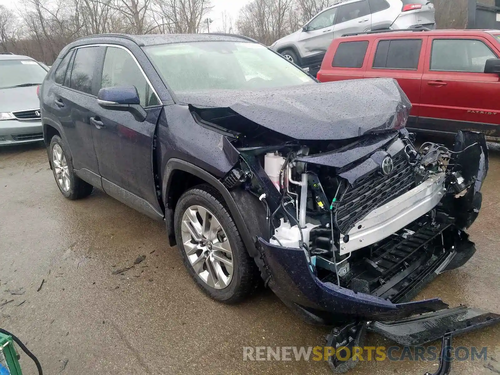 1 Photograph of a damaged car JTMA1RFV0KD018180 TOYOTA RAV4 2019