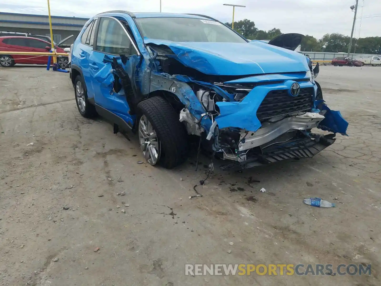 1 Photograph of a damaged car JTMA1RFV0KD024982 TOYOTA RAV4 2019