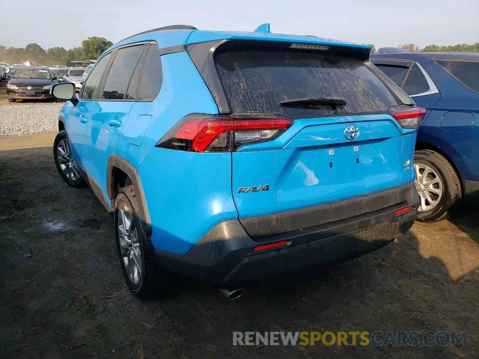 3 Photograph of a damaged car JTMA1RFV0KD503595 TOYOTA RAV4 2019