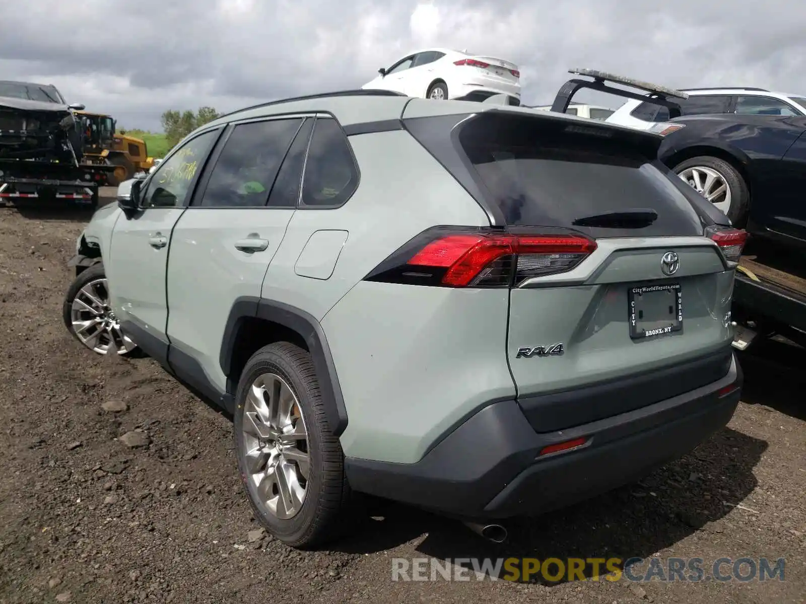 3 Photograph of a damaged car JTMA1RFV0KD508120 TOYOTA RAV4 2019