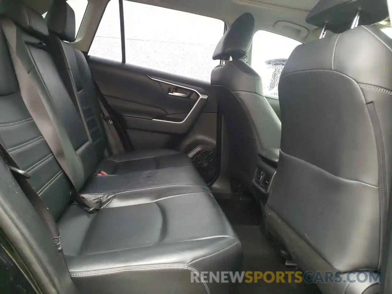 6 Фотография поврежденного автомобиля JTMA1RFV0KD511499 TOYOTA RAV4 2019