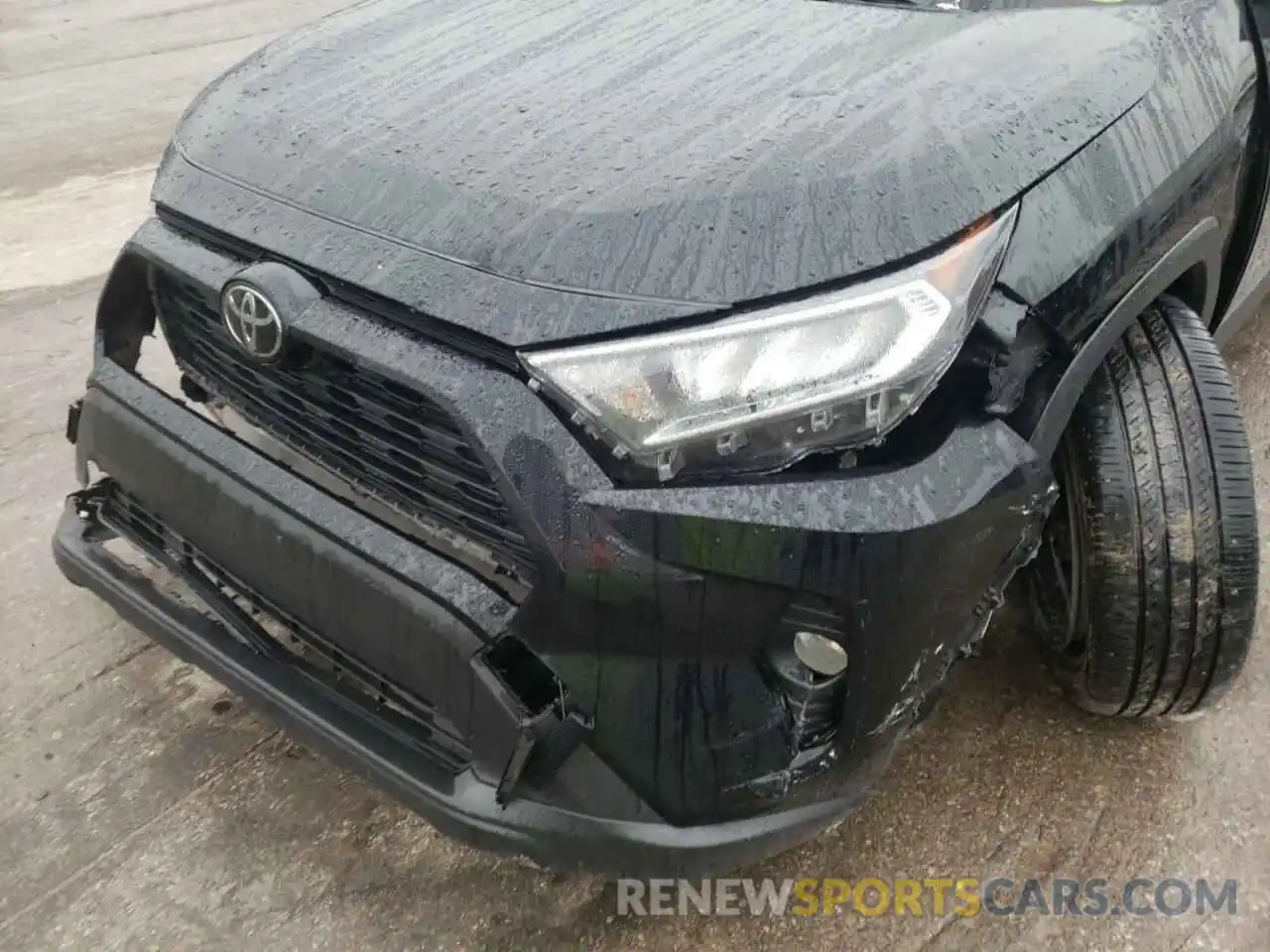 9 Photograph of a damaged car JTMA1RFV0KD511499 TOYOTA RAV4 2019