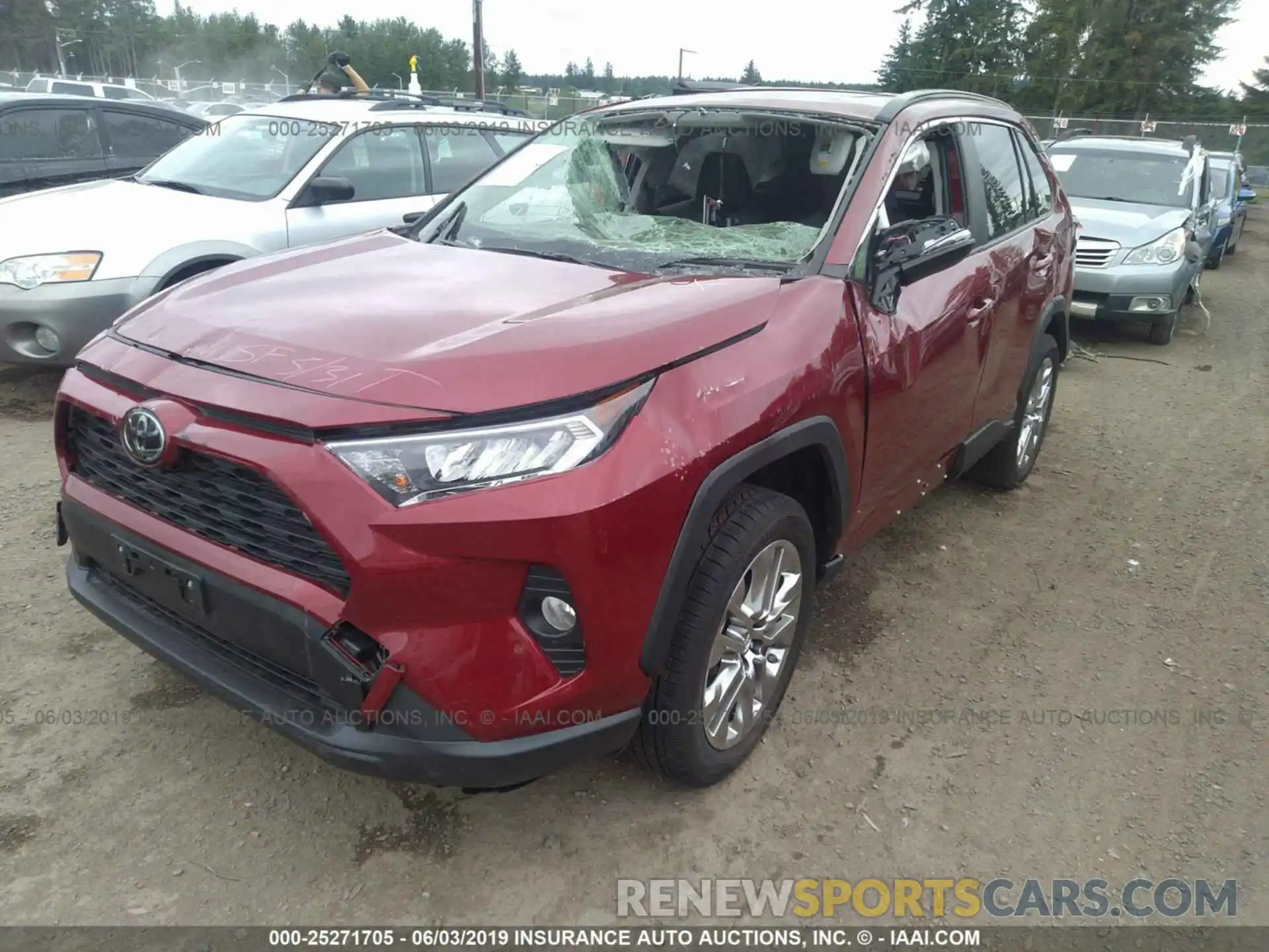 2 Photograph of a damaged car JTMA1RFV0KJ005172 TOYOTA RAV4 2019