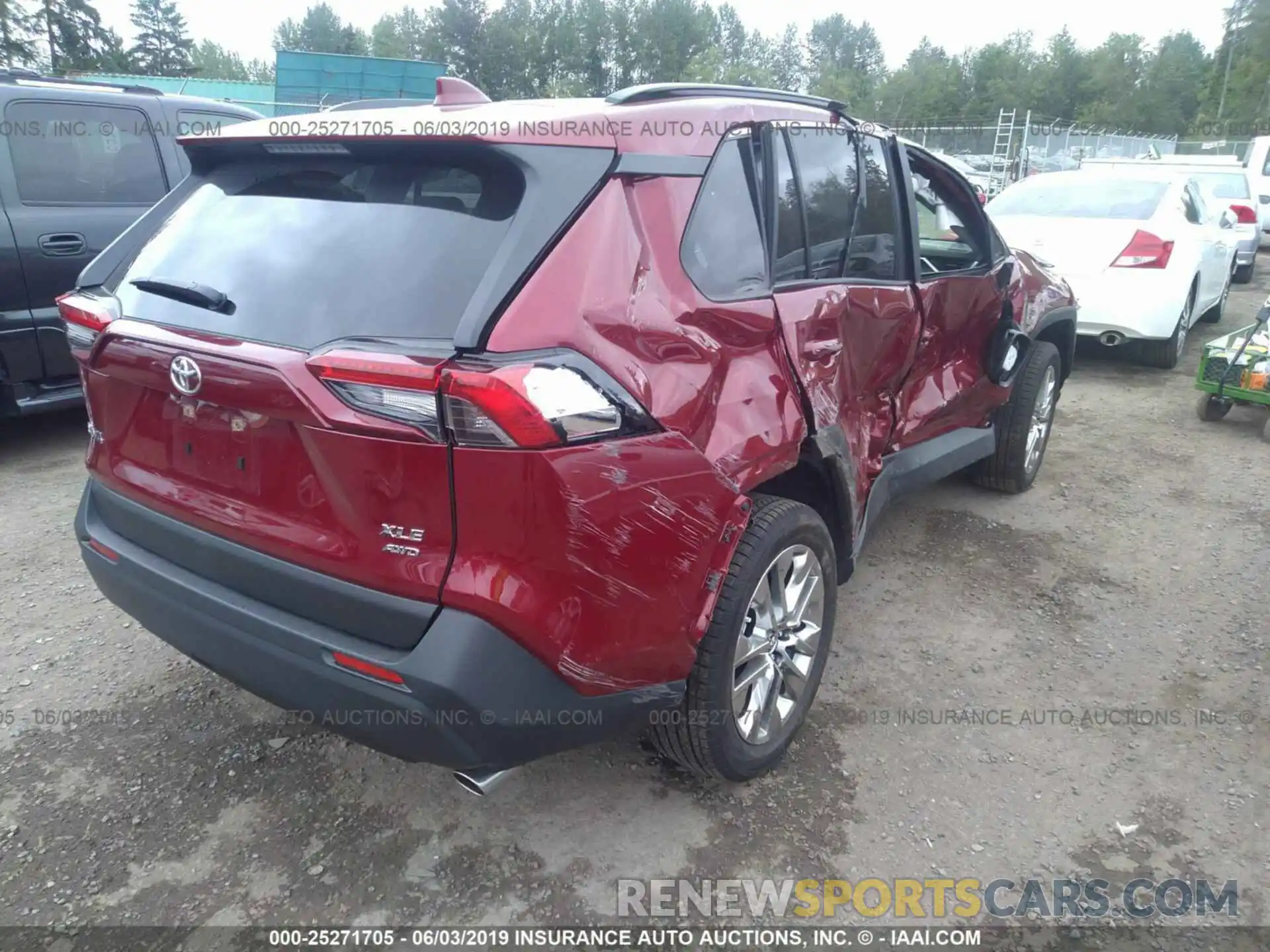 4 Фотография поврежденного автомобиля JTMA1RFV0KJ005172 TOYOTA RAV4 2019