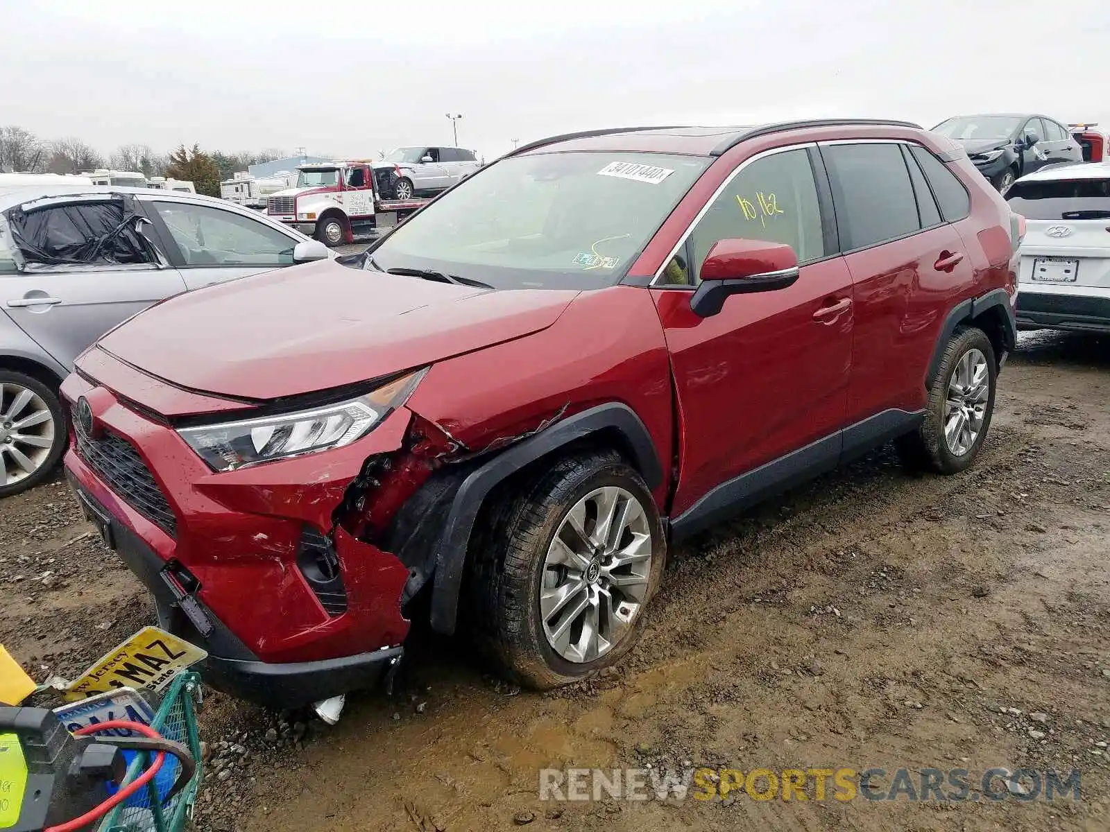 2 Photograph of a damaged car JTMA1RFV0KJ008850 TOYOTA RAV4 2019