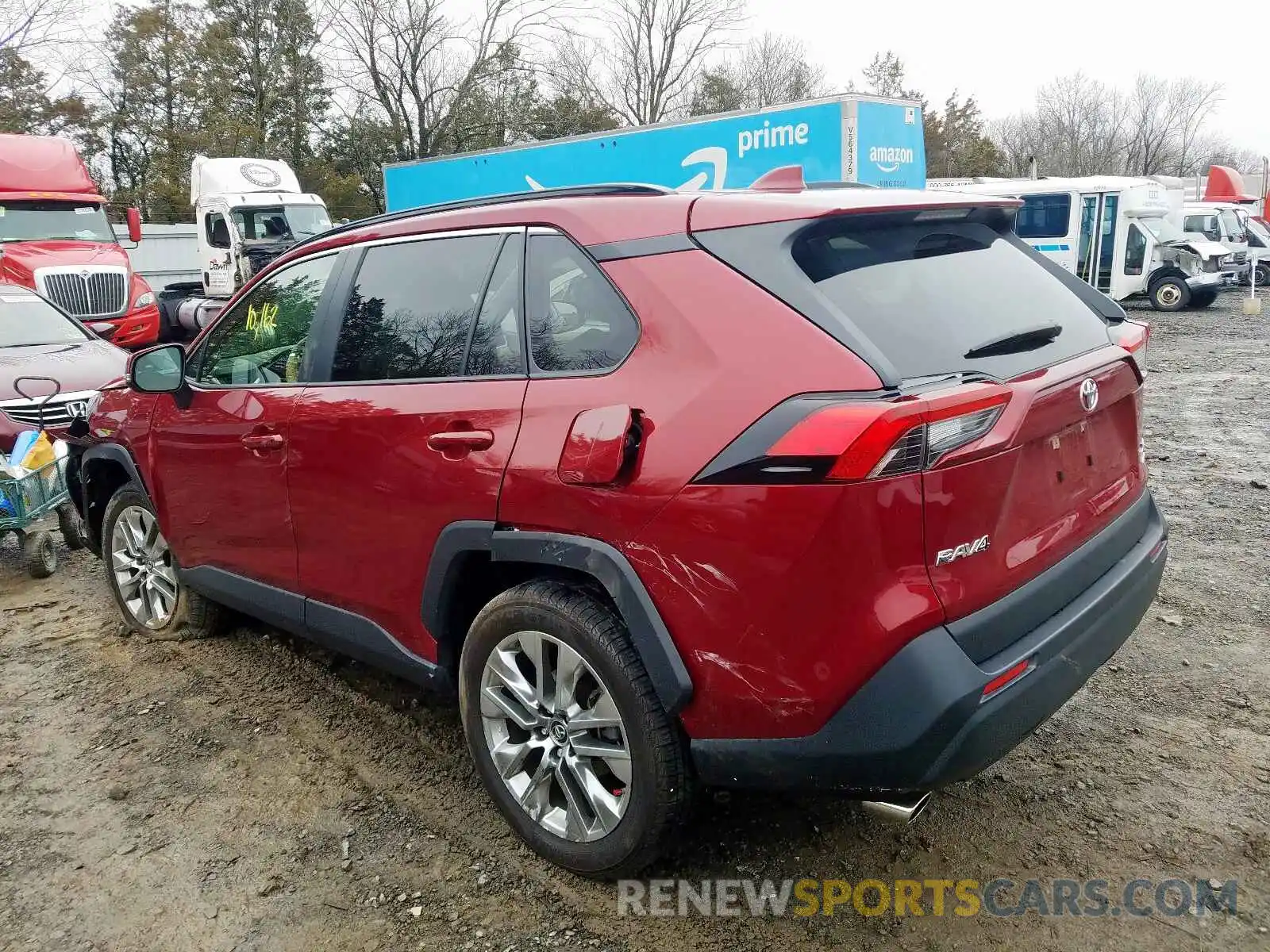 3 Photograph of a damaged car JTMA1RFV0KJ008850 TOYOTA RAV4 2019