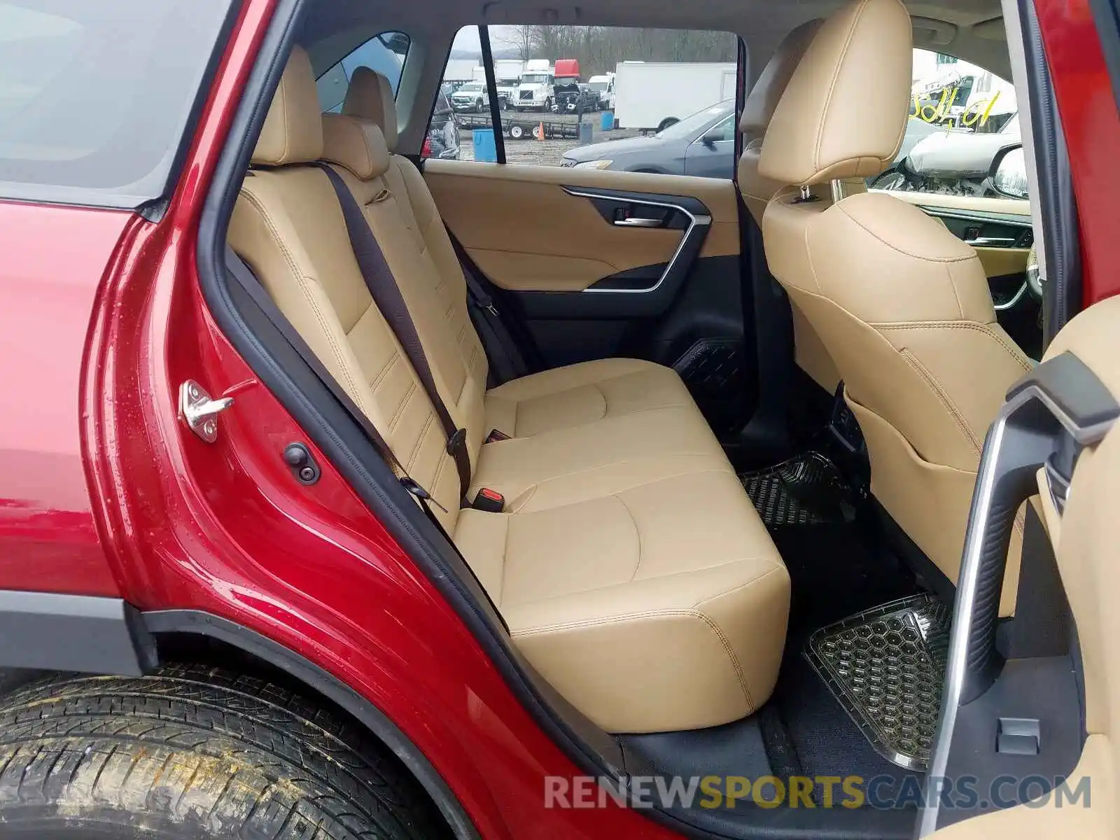 6 Photograph of a damaged car JTMA1RFV0KJ008850 TOYOTA RAV4 2019