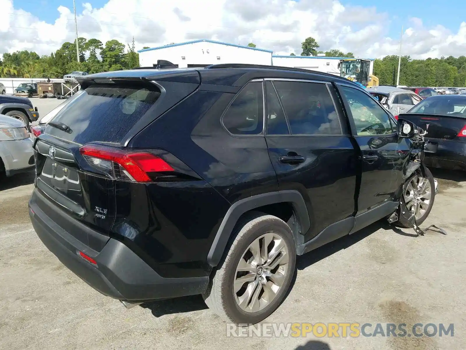 4 Photograph of a damaged car JTMA1RFV1KD010444 TOYOTA RAV4 2019