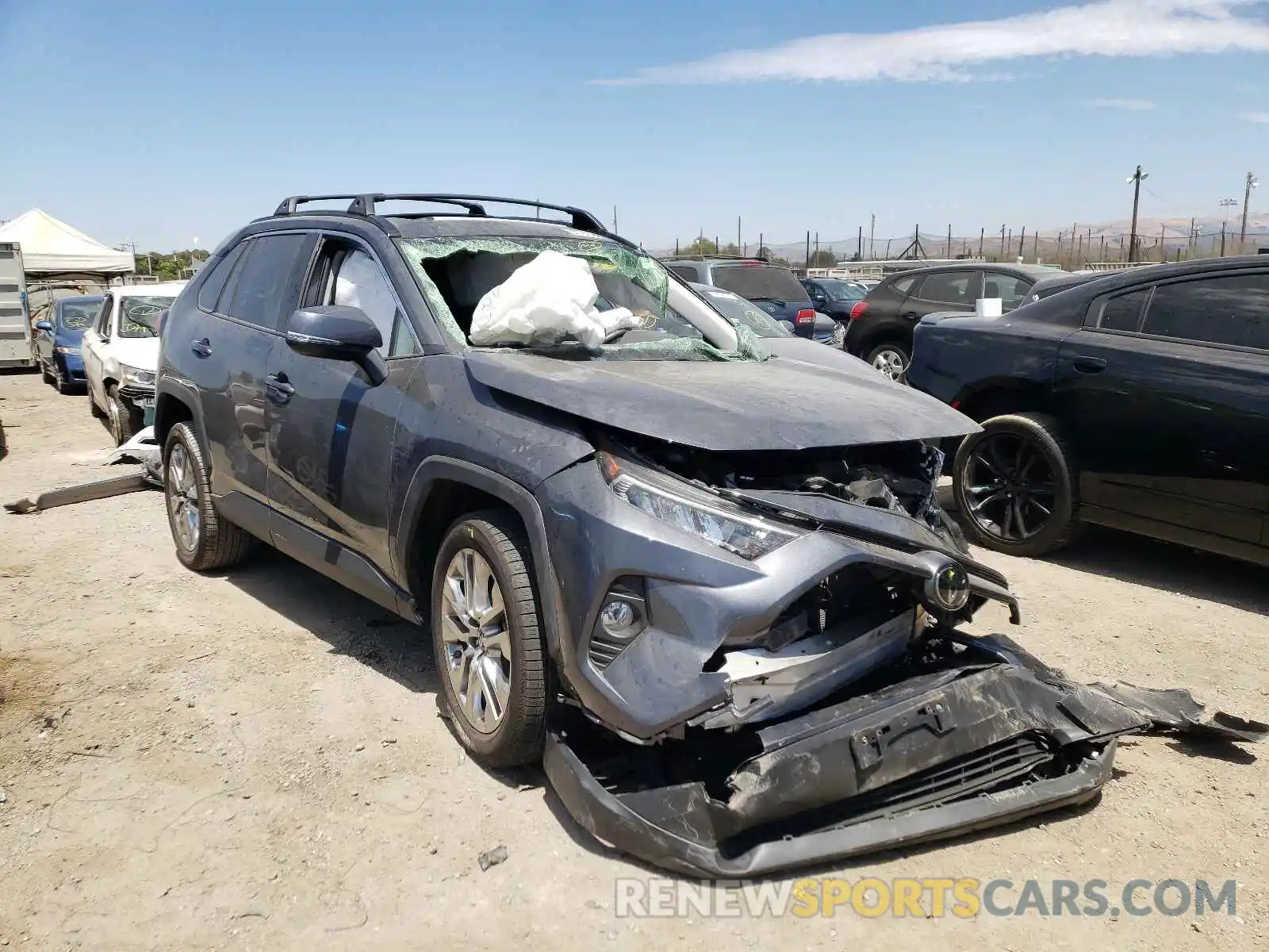 1 Photograph of a damaged car JTMA1RFV1KD011318 TOYOTA RAV4 2019