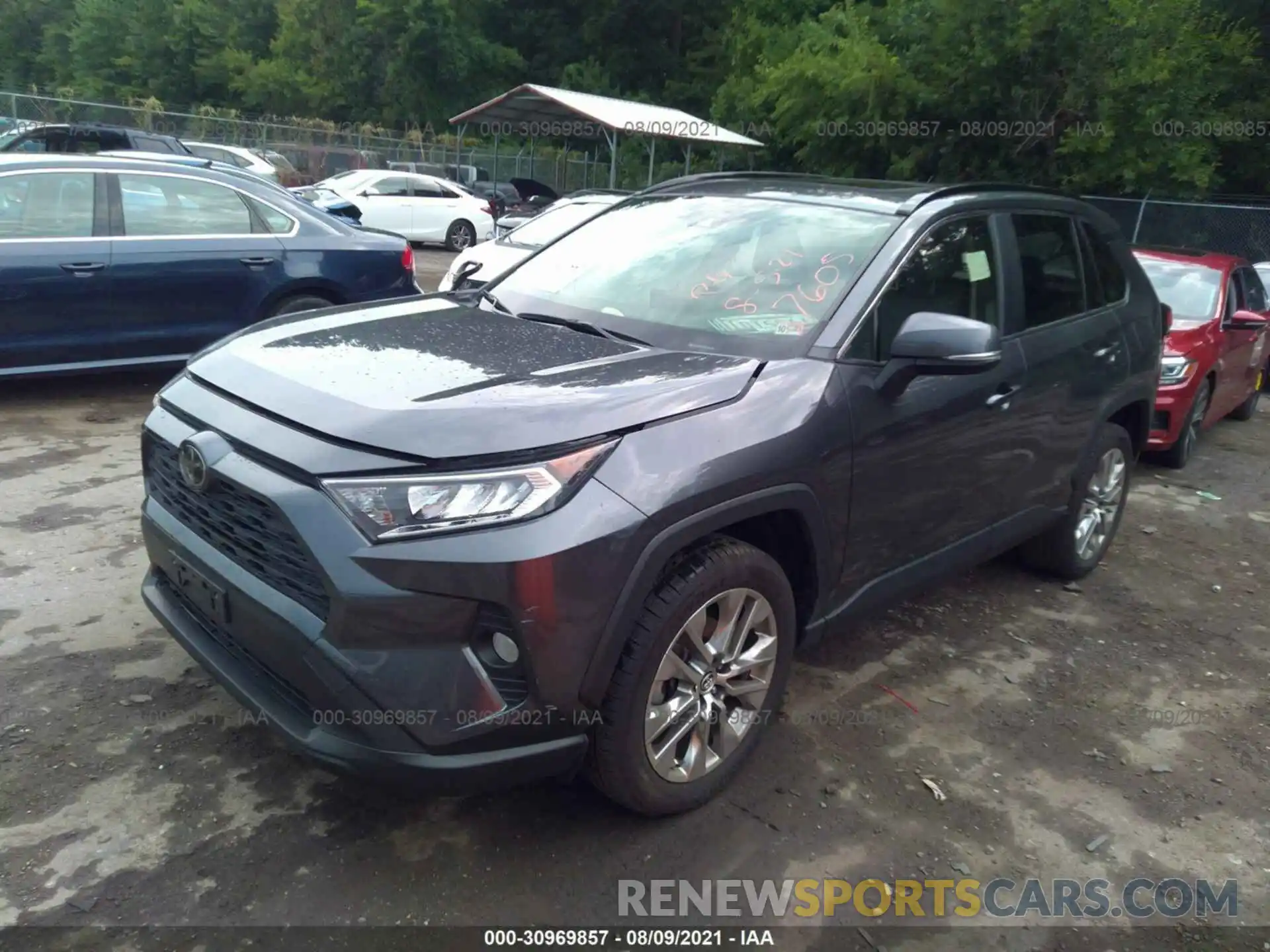 2 Photograph of a damaged car JTMA1RFV1KD017605 TOYOTA RAV4 2019