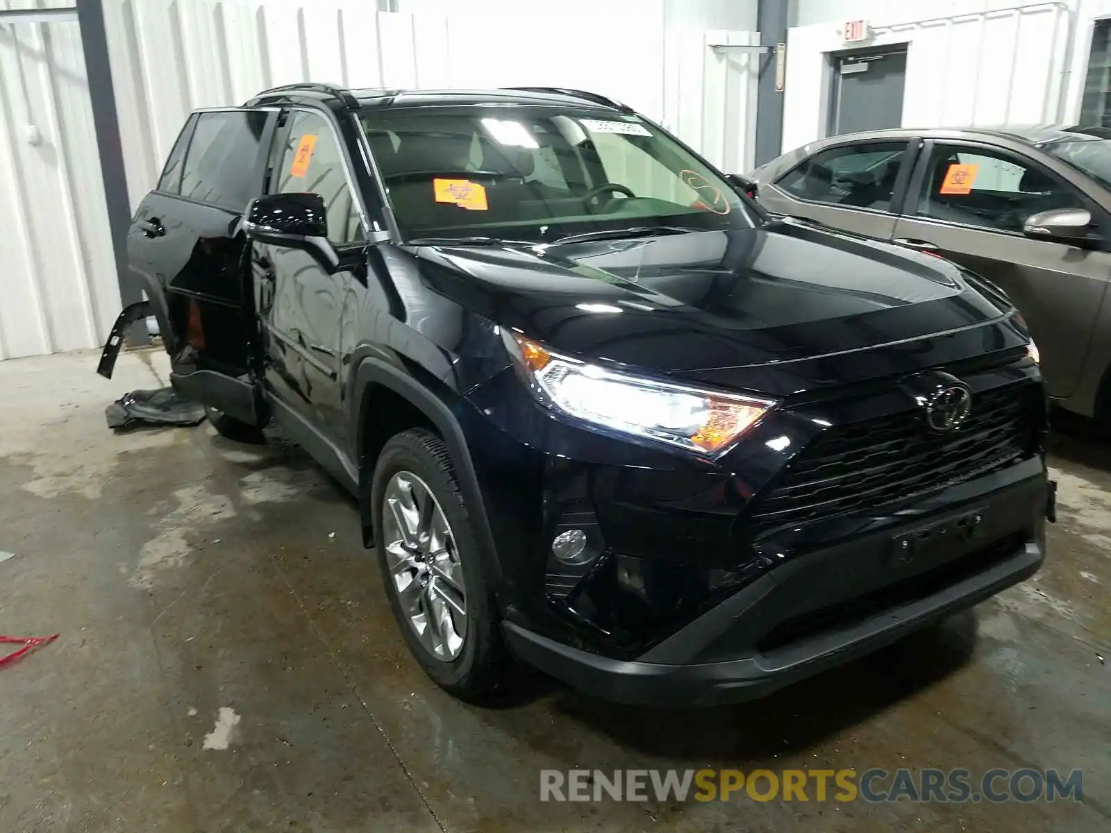 1 Photograph of a damaged car JTMA1RFV1KD517179 TOYOTA RAV4 2019