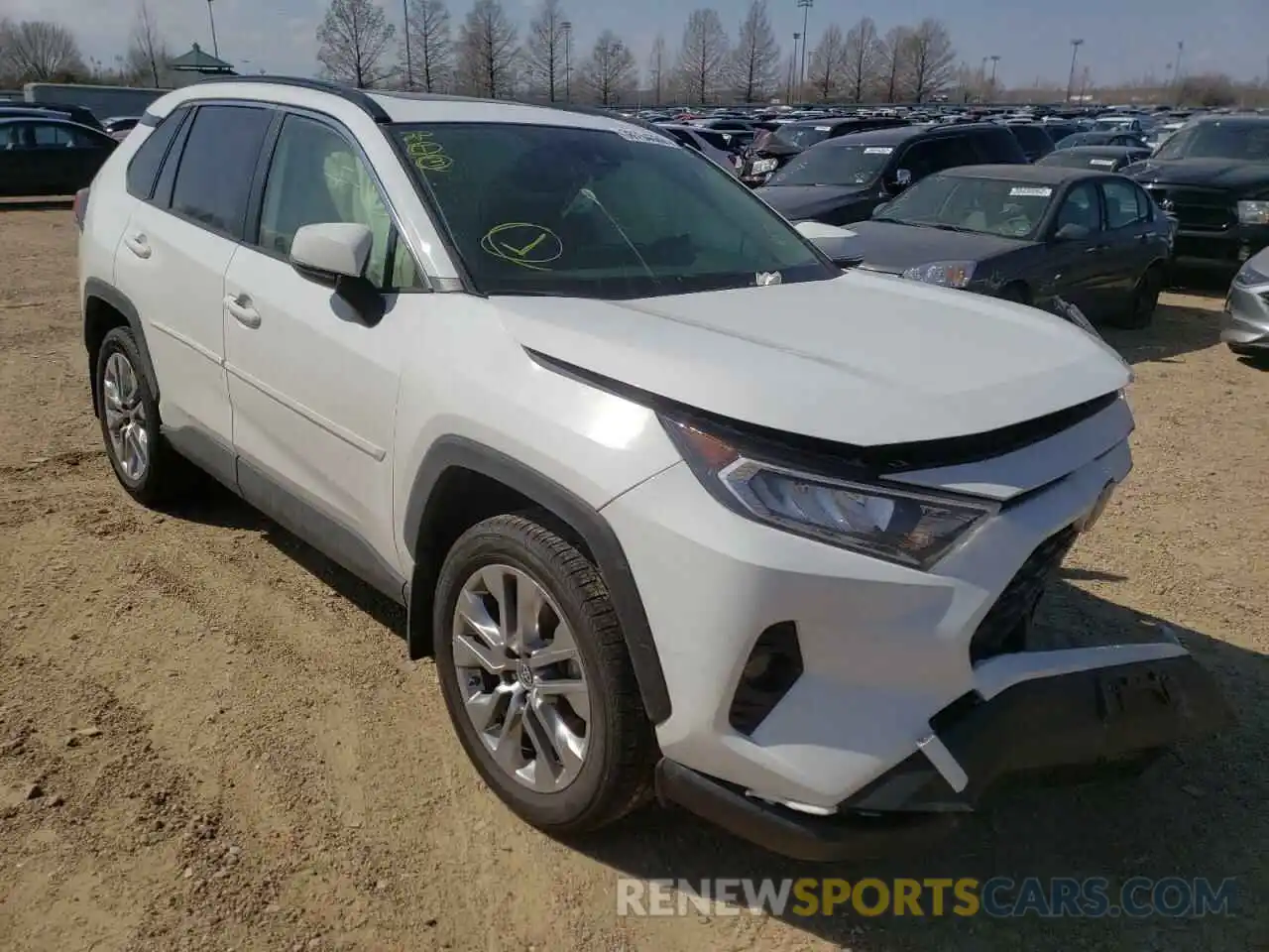 1 Photograph of a damaged car JTMA1RFV1KJ022871 TOYOTA RAV4 2019