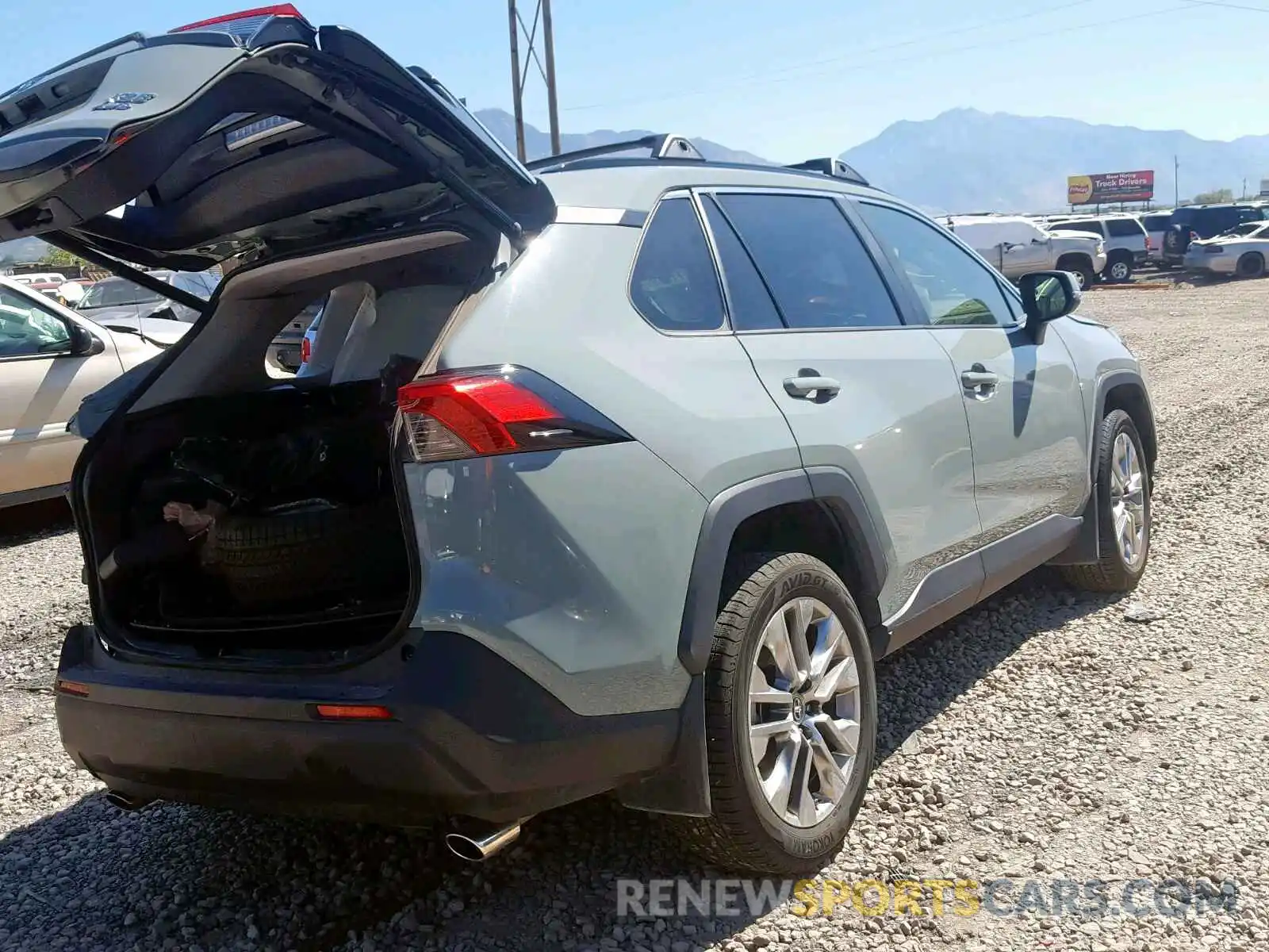 4 Photograph of a damaged car JTMA1RFV2KD008654 TOYOTA RAV4 2019