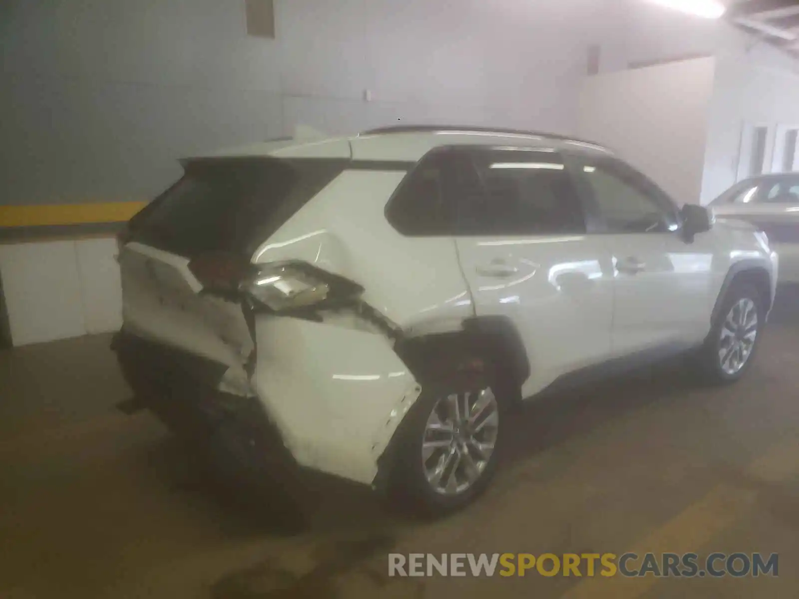 9 Photograph of a damaged car JTMA1RFV2KD026104 TOYOTA RAV4 2019