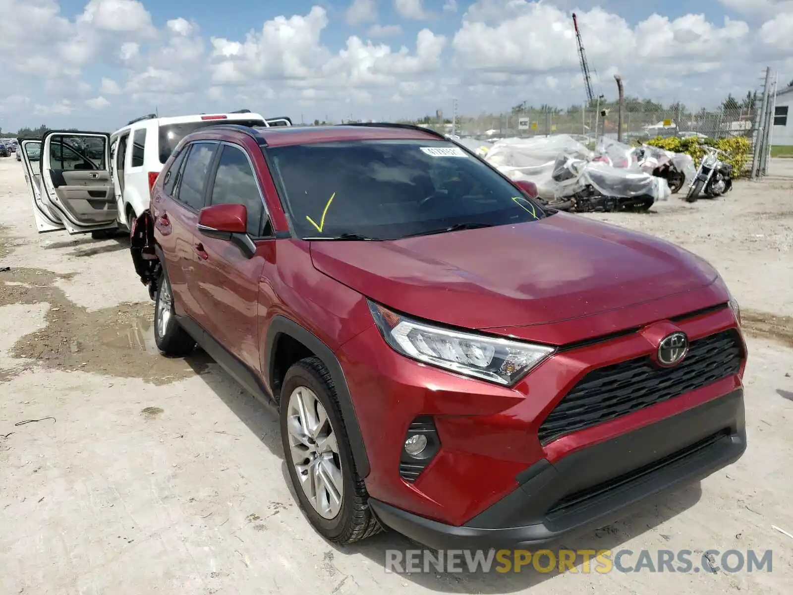 1 Photograph of a damaged car JTMA1RFV2KD026152 TOYOTA RAV4 2019