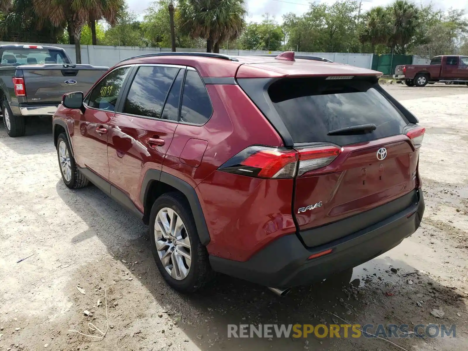 3 Photograph of a damaged car JTMA1RFV2KD026152 TOYOTA RAV4 2019