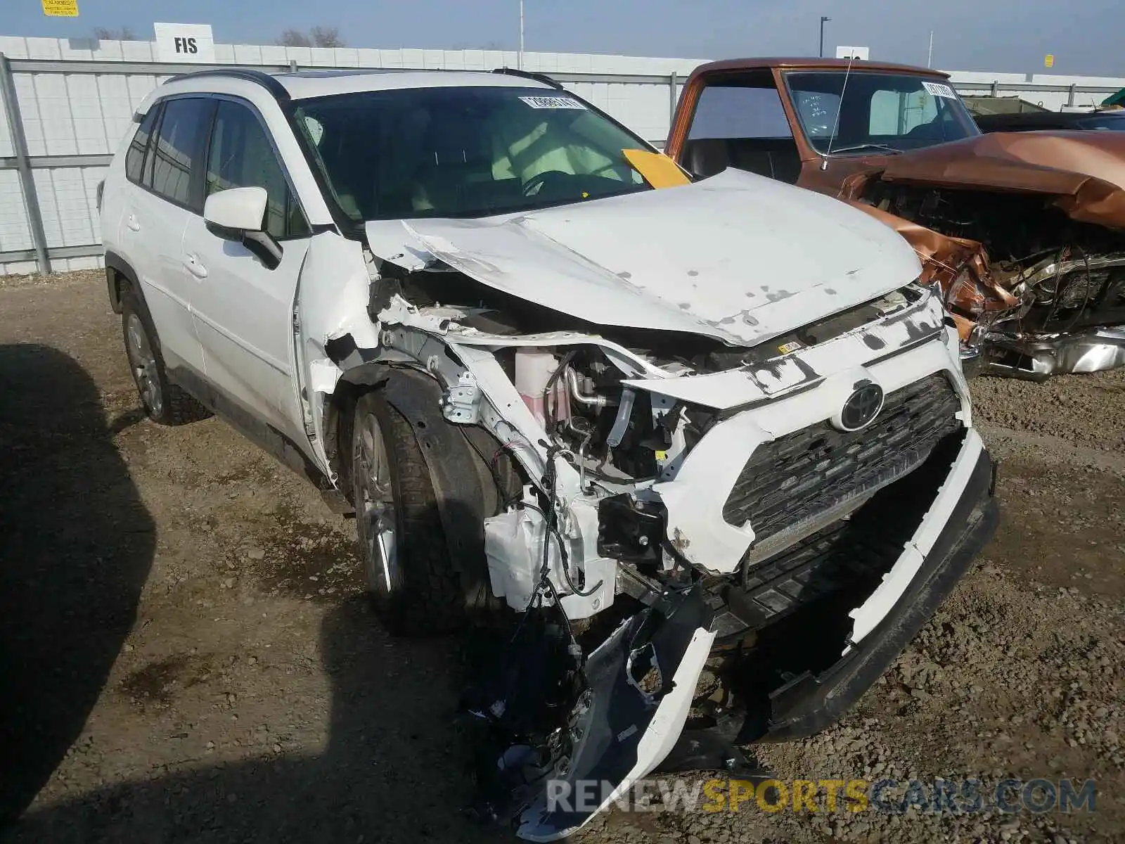 1 Photograph of a damaged car JTMA1RFV2KD502321 TOYOTA RAV4 2019