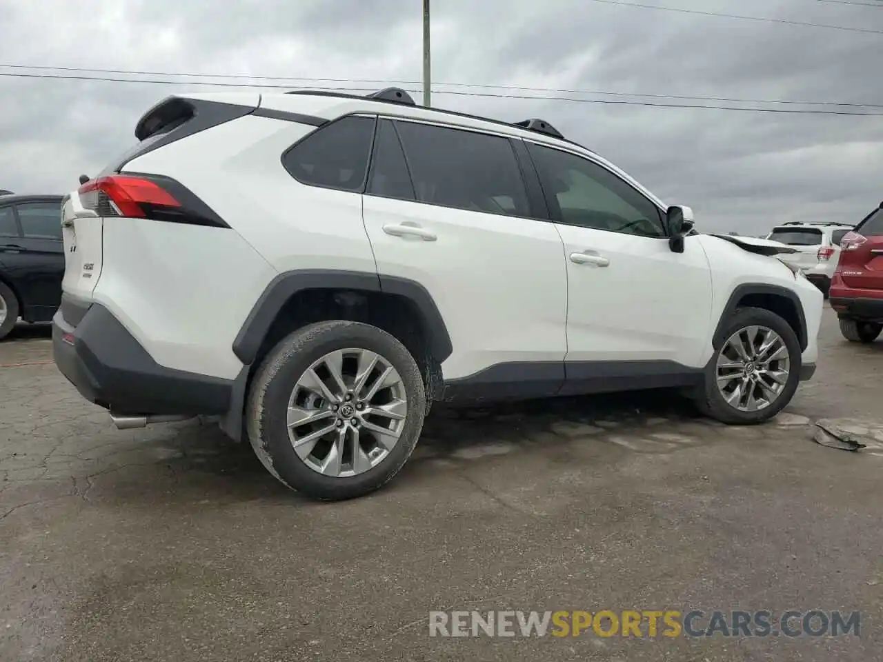 3 Photograph of a damaged car JTMA1RFV2KD509091 TOYOTA RAV4 2019