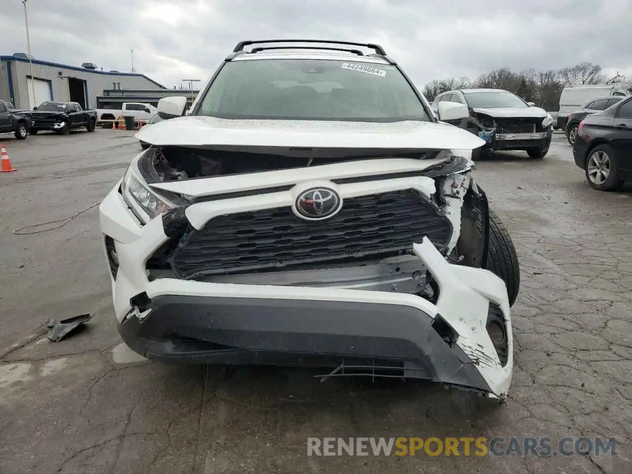 5 Photograph of a damaged car JTMA1RFV2KD509091 TOYOTA RAV4 2019
