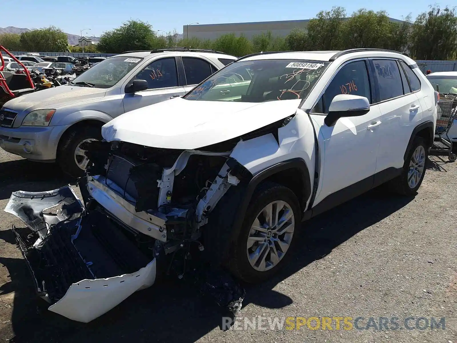 2 Photograph of a damaged car JTMA1RFV3KD030582 TOYOTA RAV4 2019