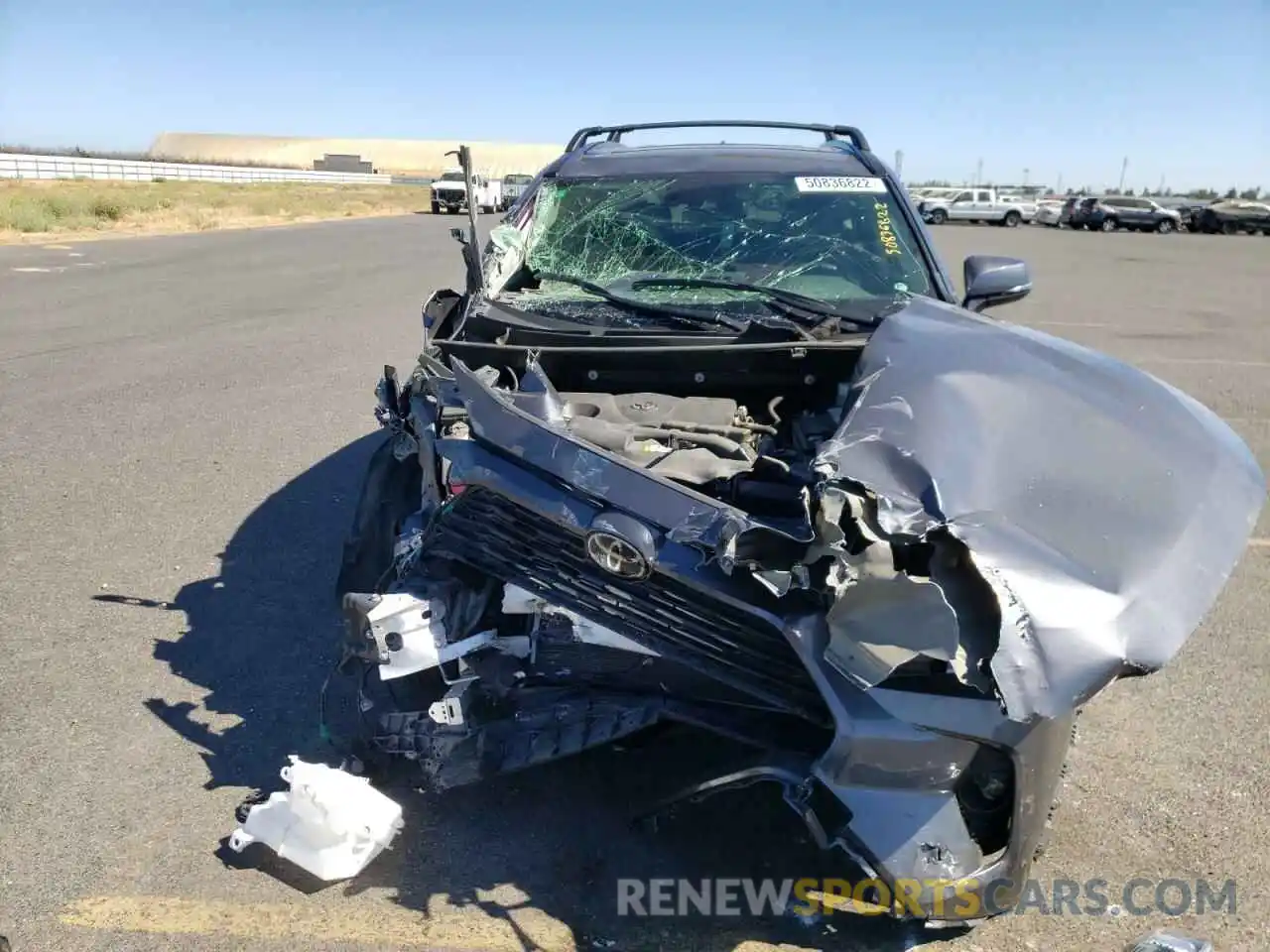 9 Photograph of a damaged car JTMA1RFV3KD033689 TOYOTA RAV4 2019