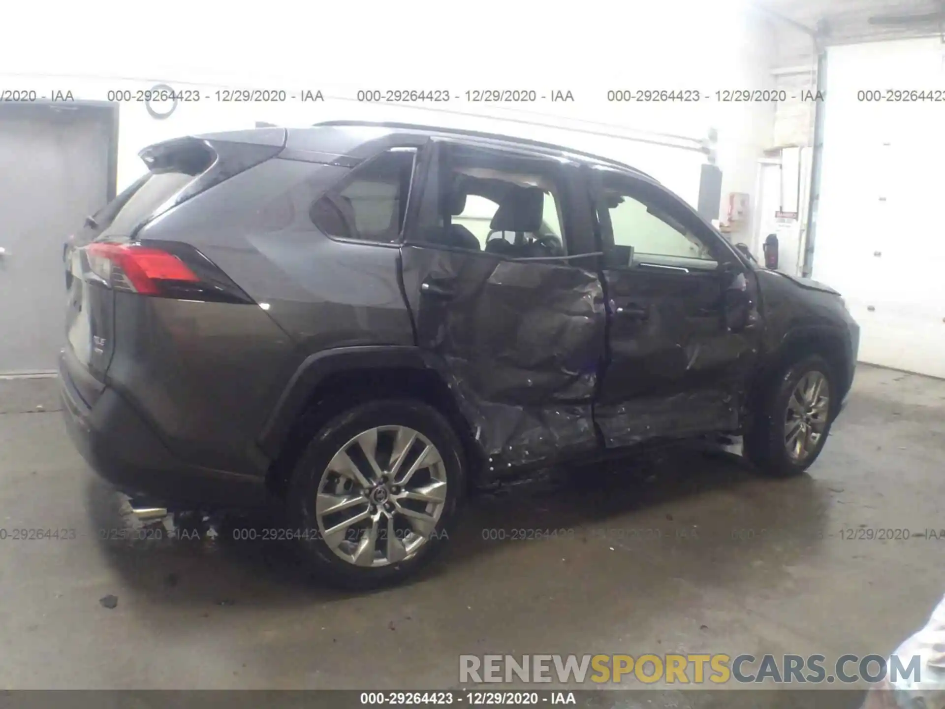 6 Photograph of a damaged car JTMA1RFV3KD037340 TOYOTA RAV4 2019