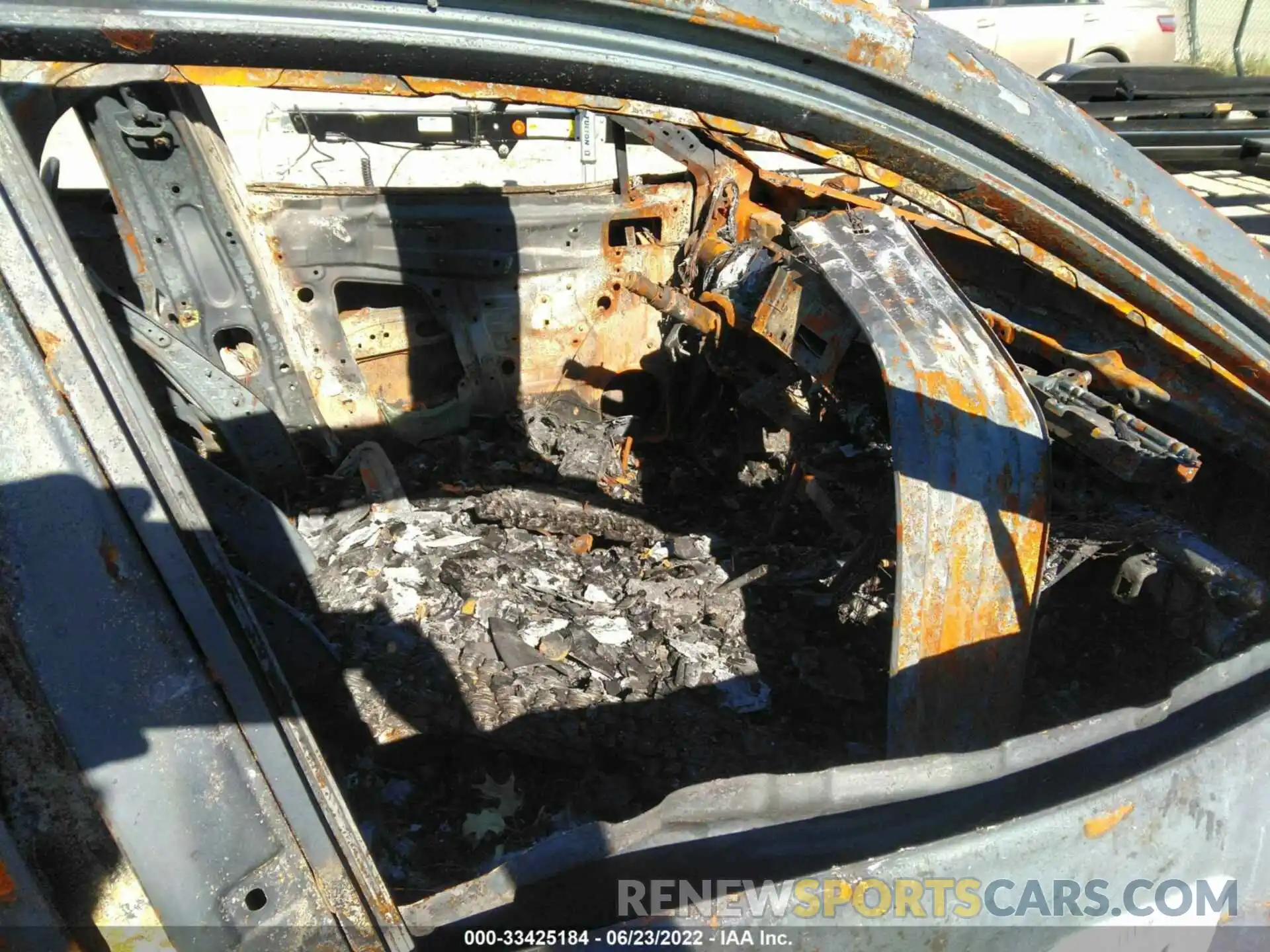 5 Photograph of a damaged car JTMA1RFV3KD516275 TOYOTA RAV4 2019