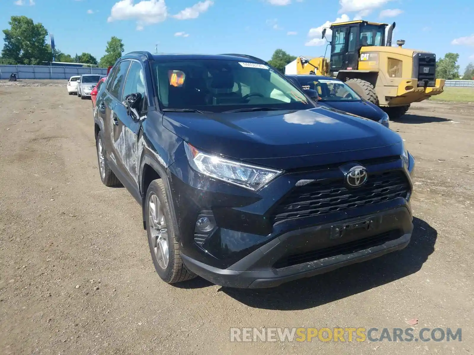 1 Photograph of a damaged car JTMA1RFV3KJ001231 TOYOTA RAV4 2019