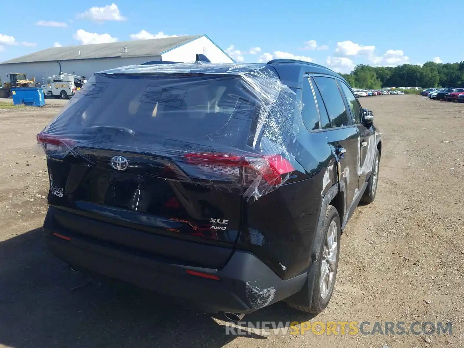 4 Photograph of a damaged car JTMA1RFV3KJ001231 TOYOTA RAV4 2019