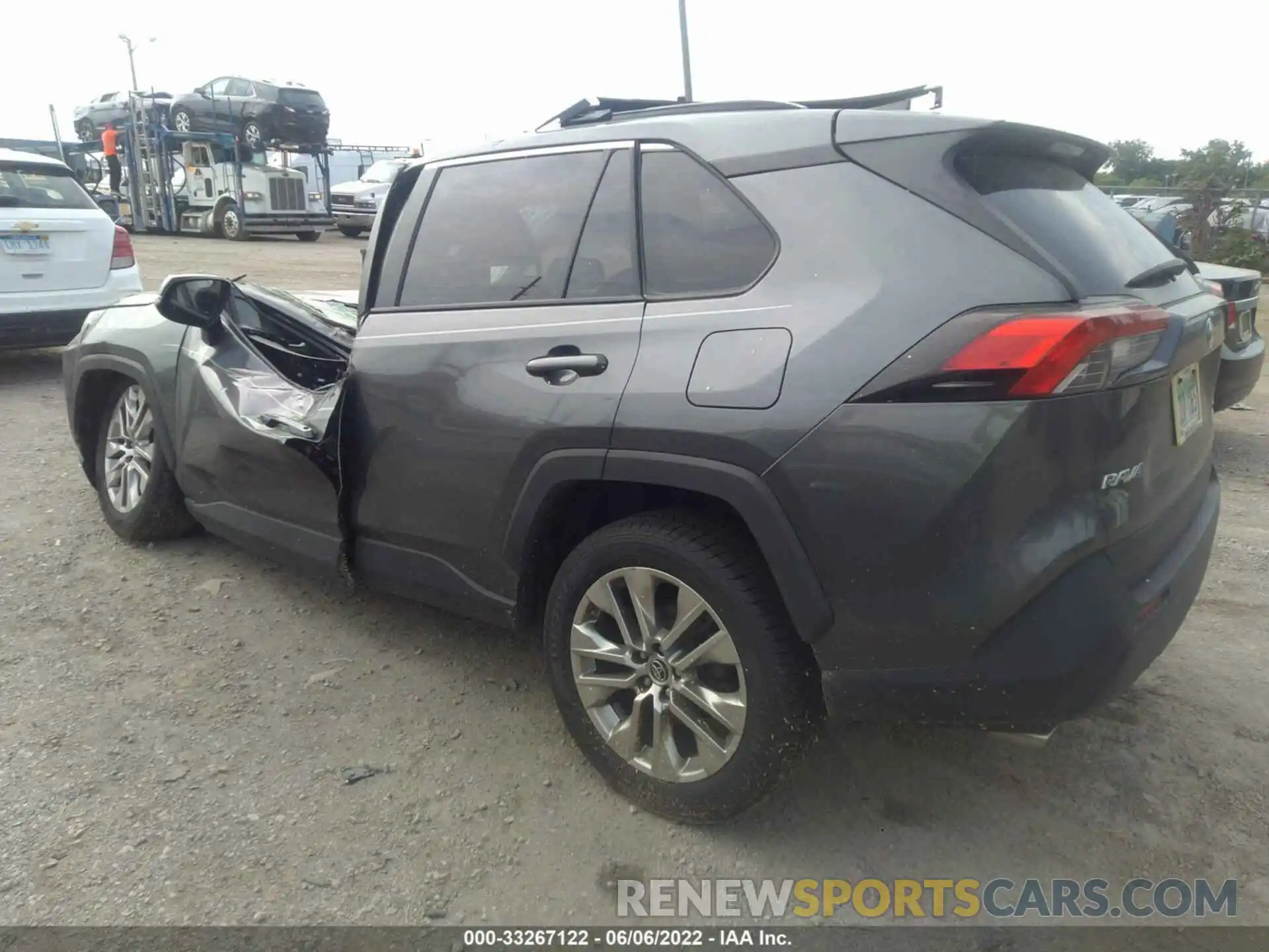 3 Photograph of a damaged car JTMA1RFV3KJ009765 TOYOTA RAV4 2019