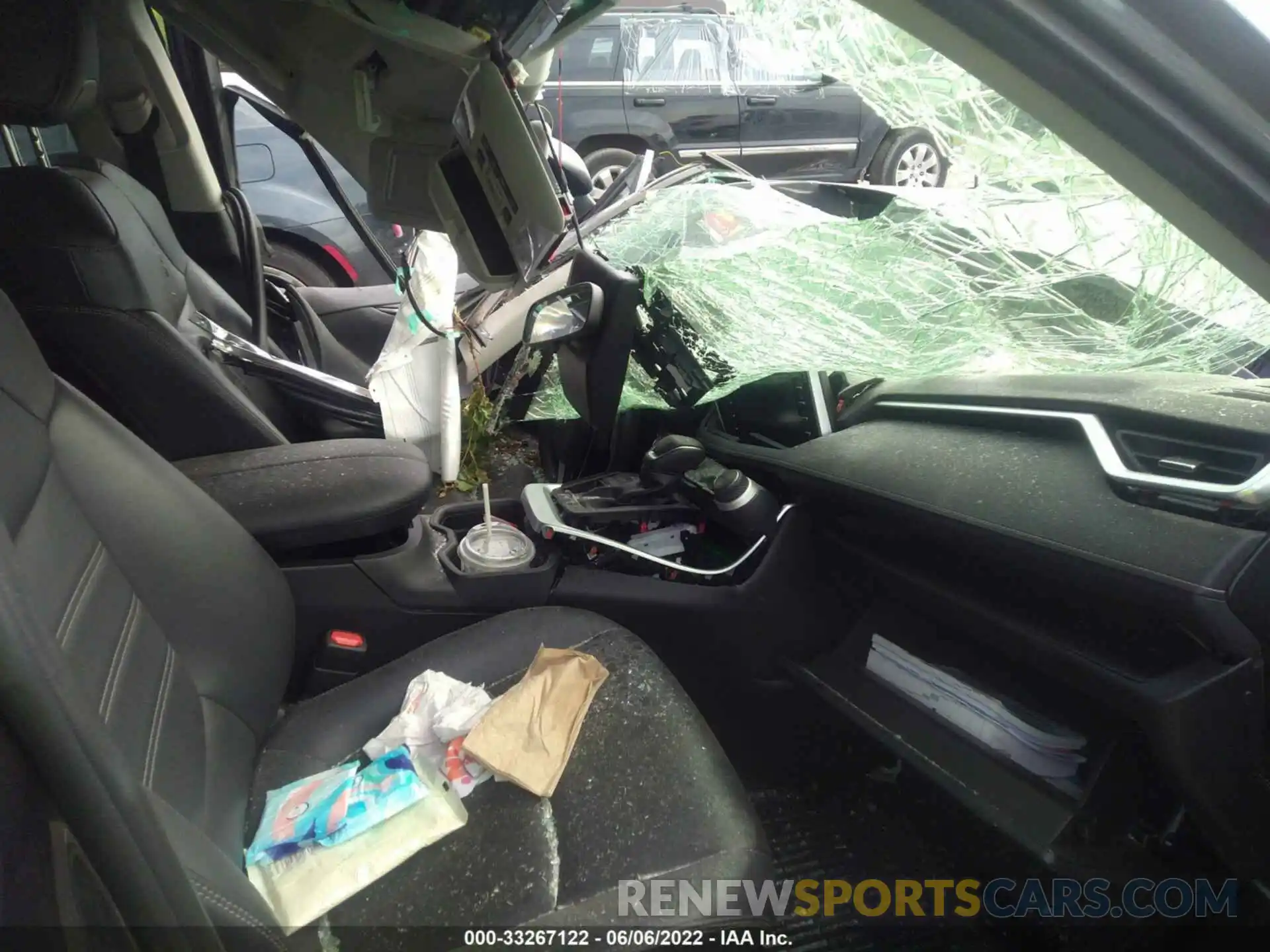 5 Photograph of a damaged car JTMA1RFV3KJ009765 TOYOTA RAV4 2019