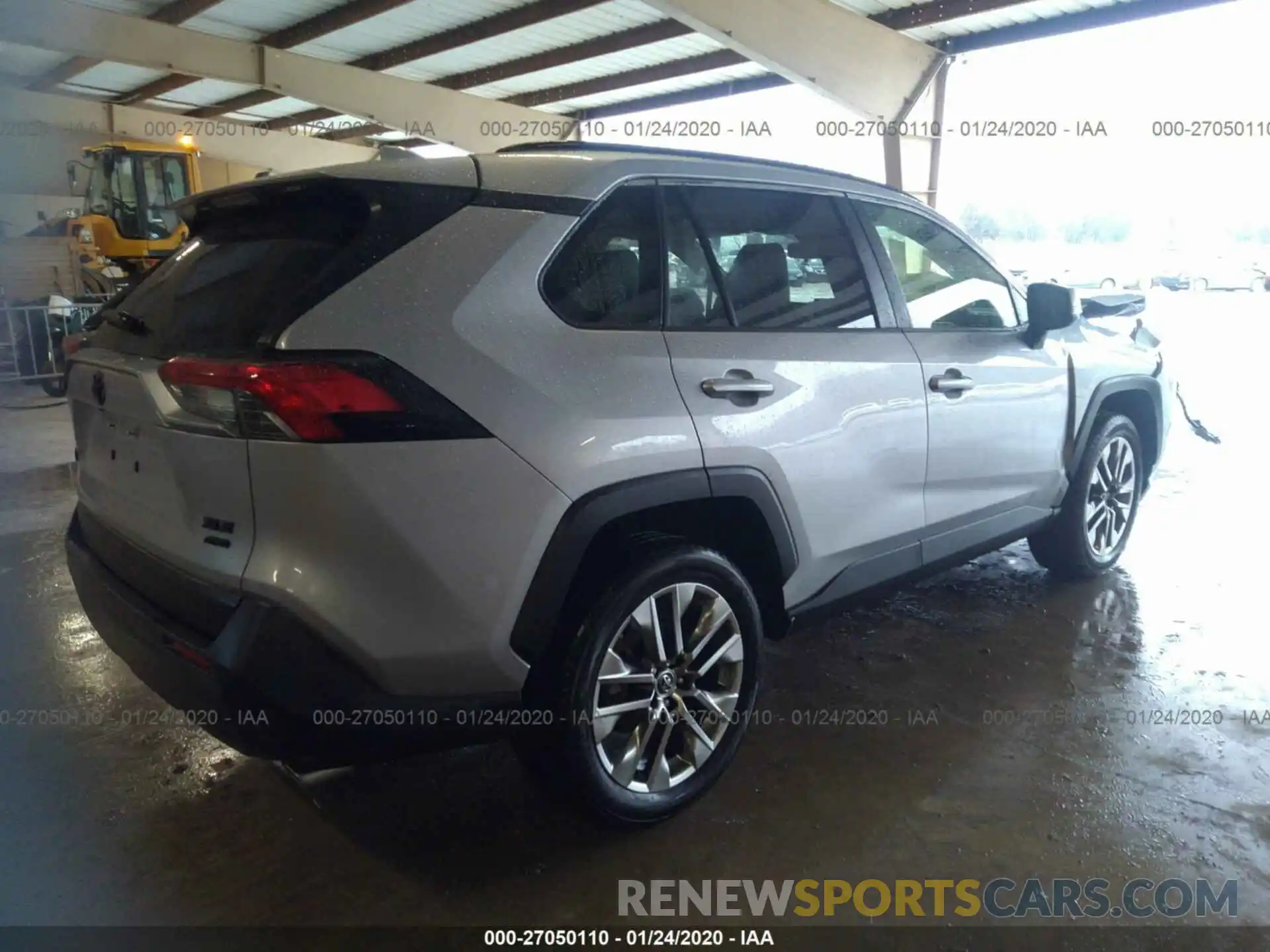 4 Photograph of a damaged car JTMA1RFV3KJ013184 TOYOTA RAV4 2019