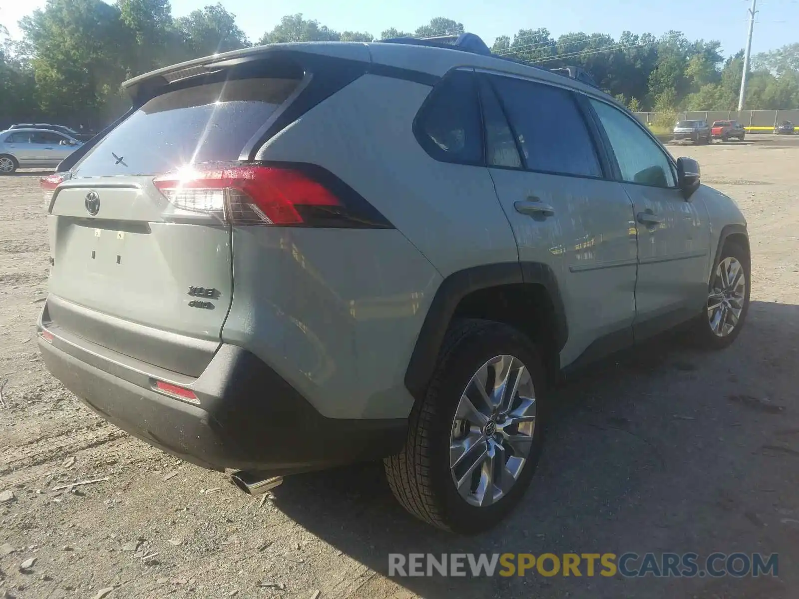 4 Photograph of a damaged car JTMA1RFV3KJ023228 TOYOTA RAV4 2019