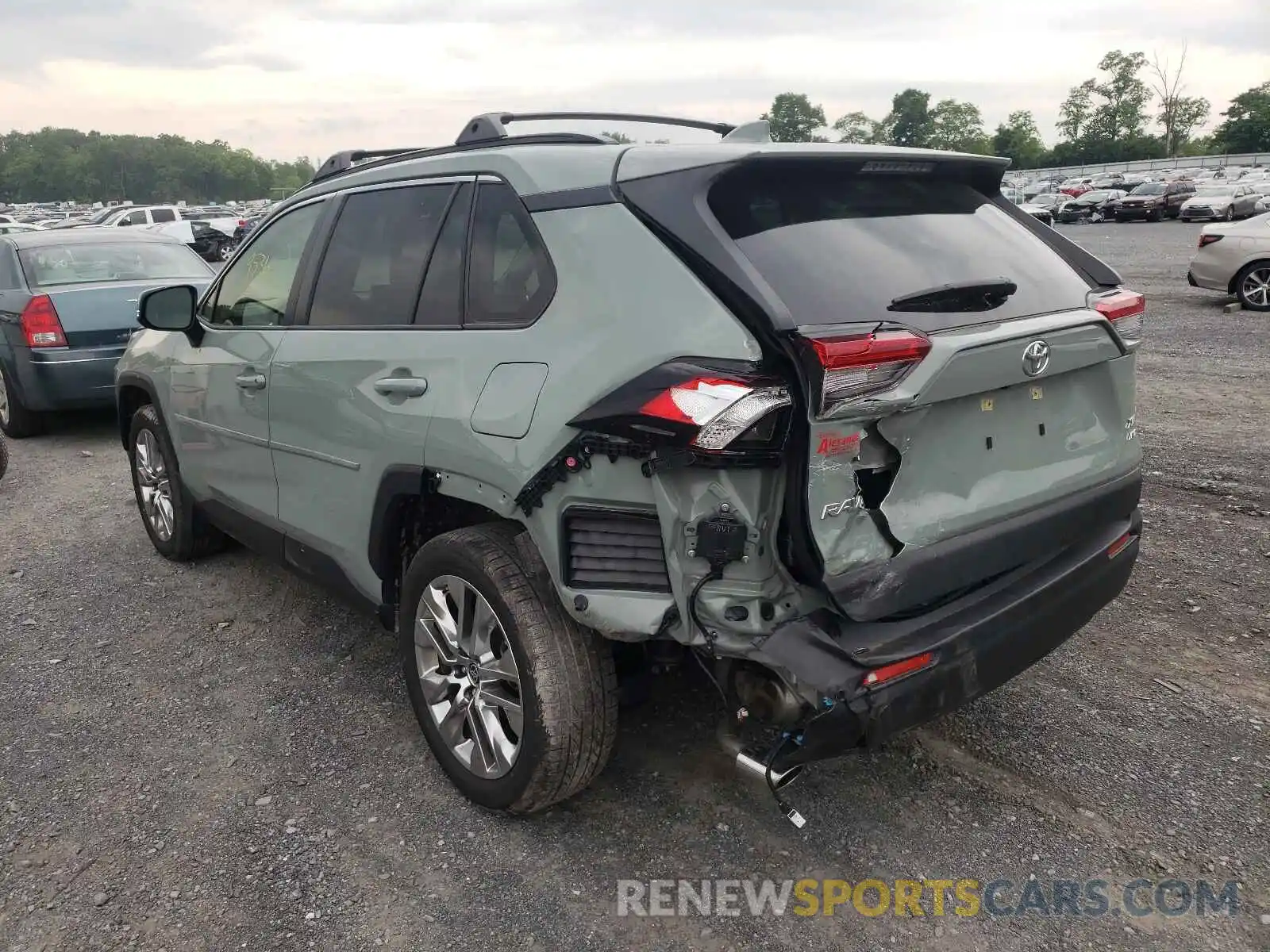 3 Photograph of a damaged car JTMA1RFV3KJ023326 TOYOTA RAV4 2019