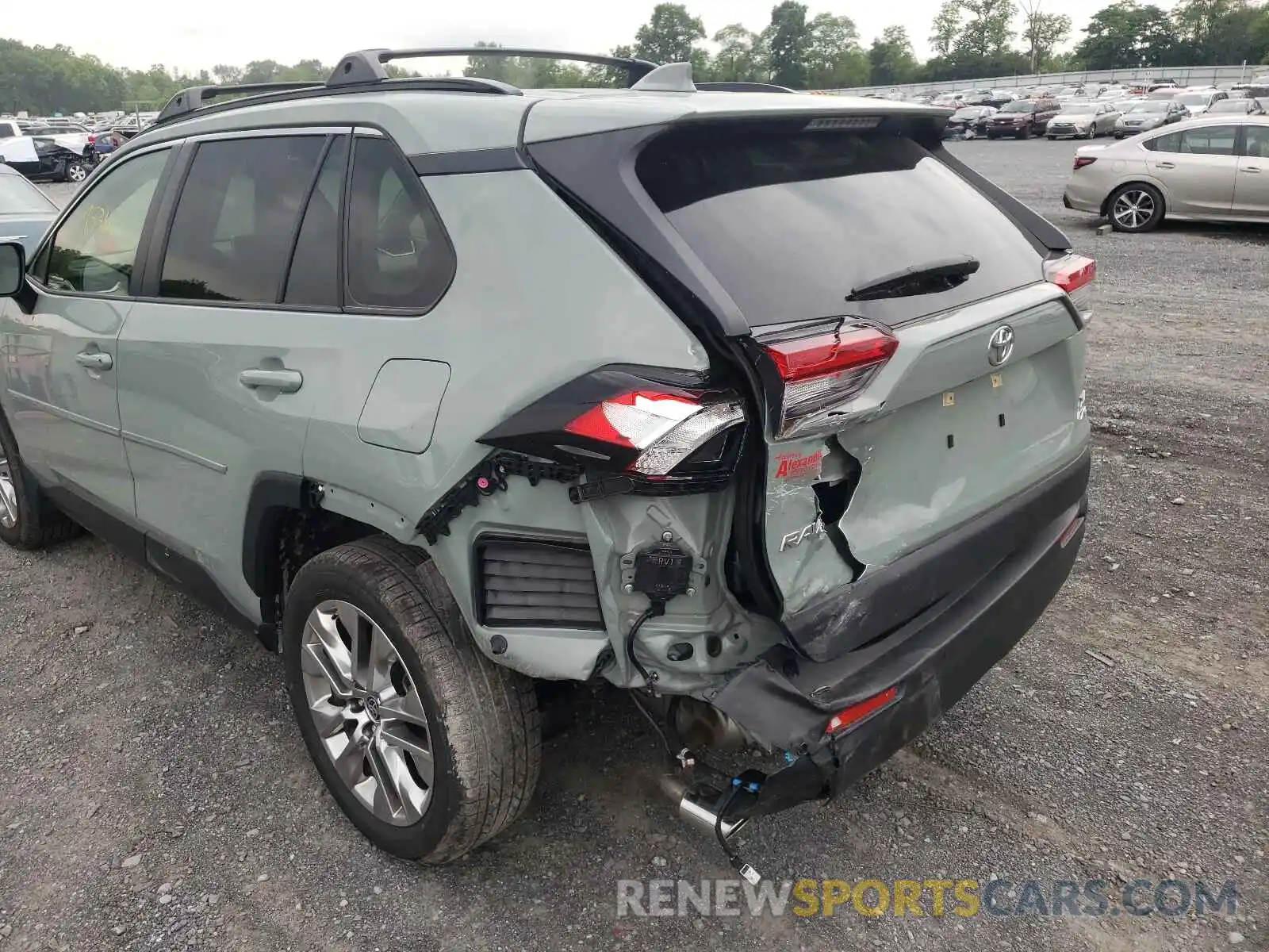 9 Photograph of a damaged car JTMA1RFV3KJ023326 TOYOTA RAV4 2019