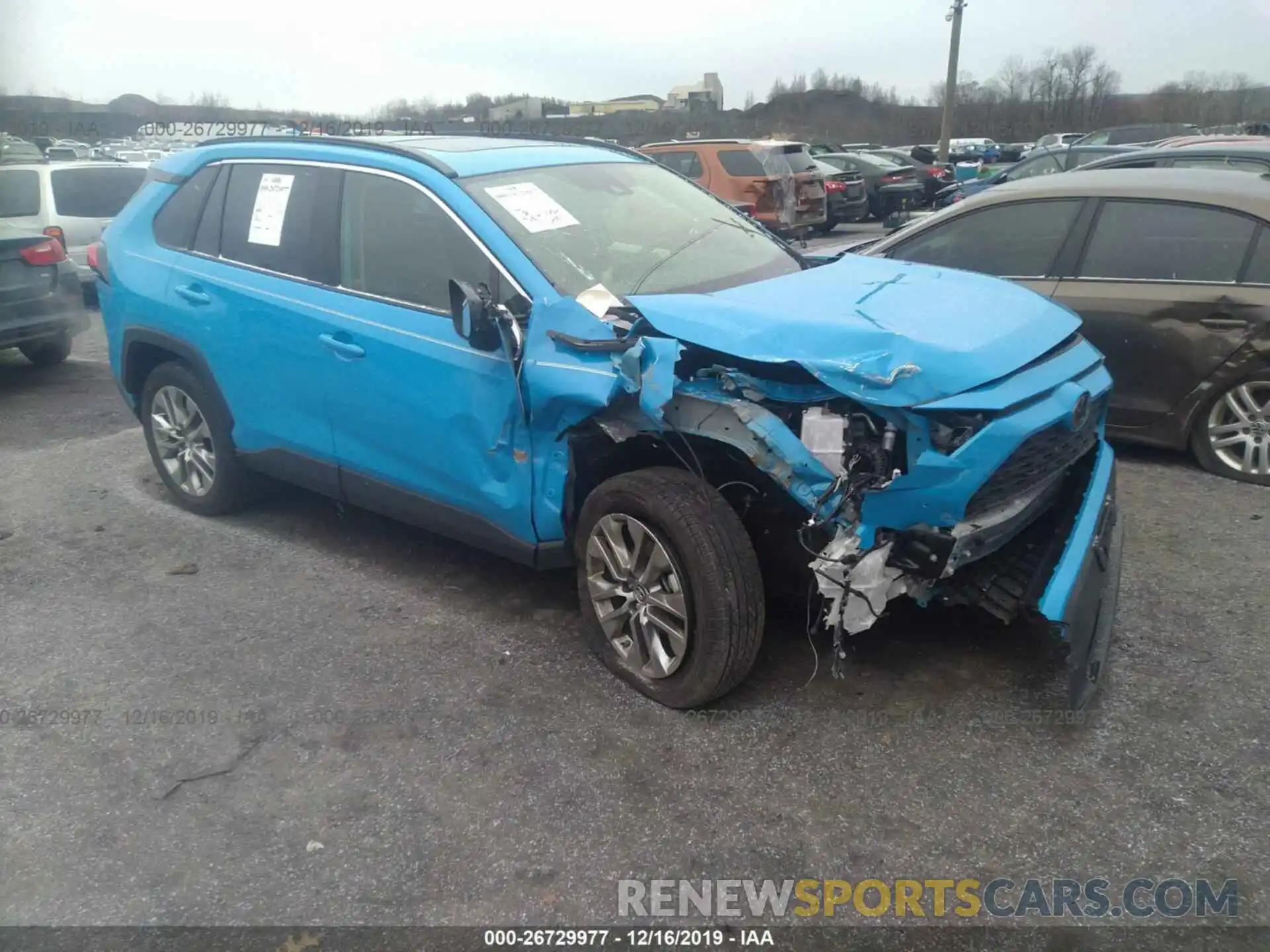 1 Photograph of a damaged car JTMA1RFV4KD005724 TOYOTA RAV4 2019