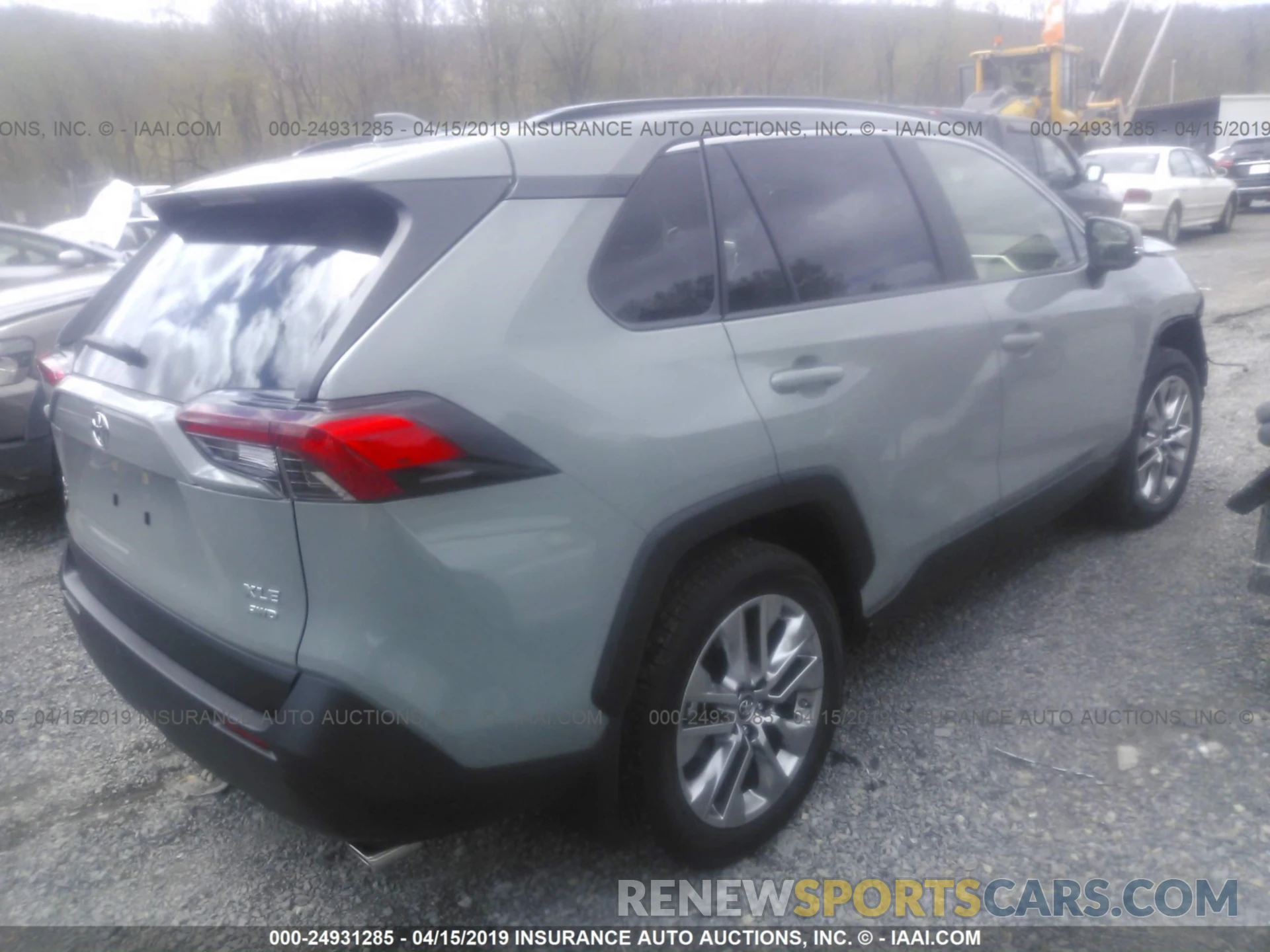 4 Photograph of a damaged car JTMA1RFV4KD009482 TOYOTA RAV4 2019