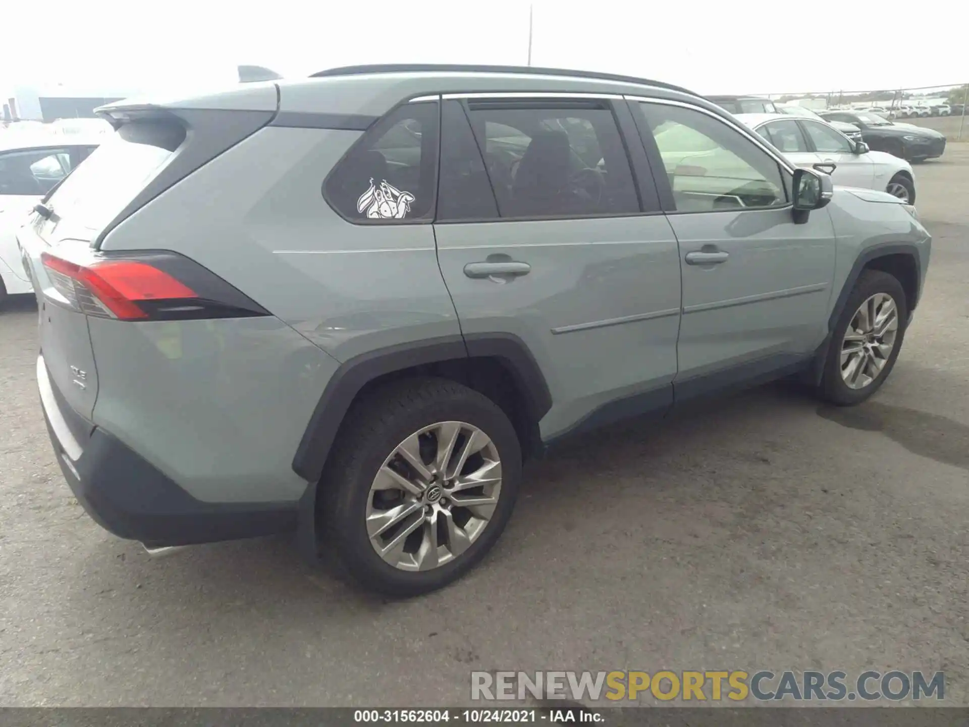 4 Photograph of a damaged car JTMA1RFV4KD010163 TOYOTA RAV4 2019