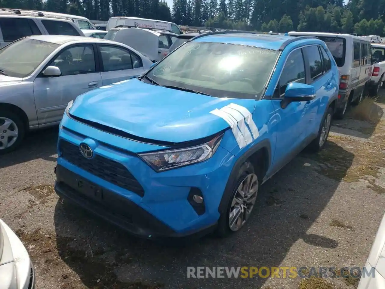 2 Photograph of a damaged car JTMA1RFV4KD015492 TOYOTA RAV4 2019