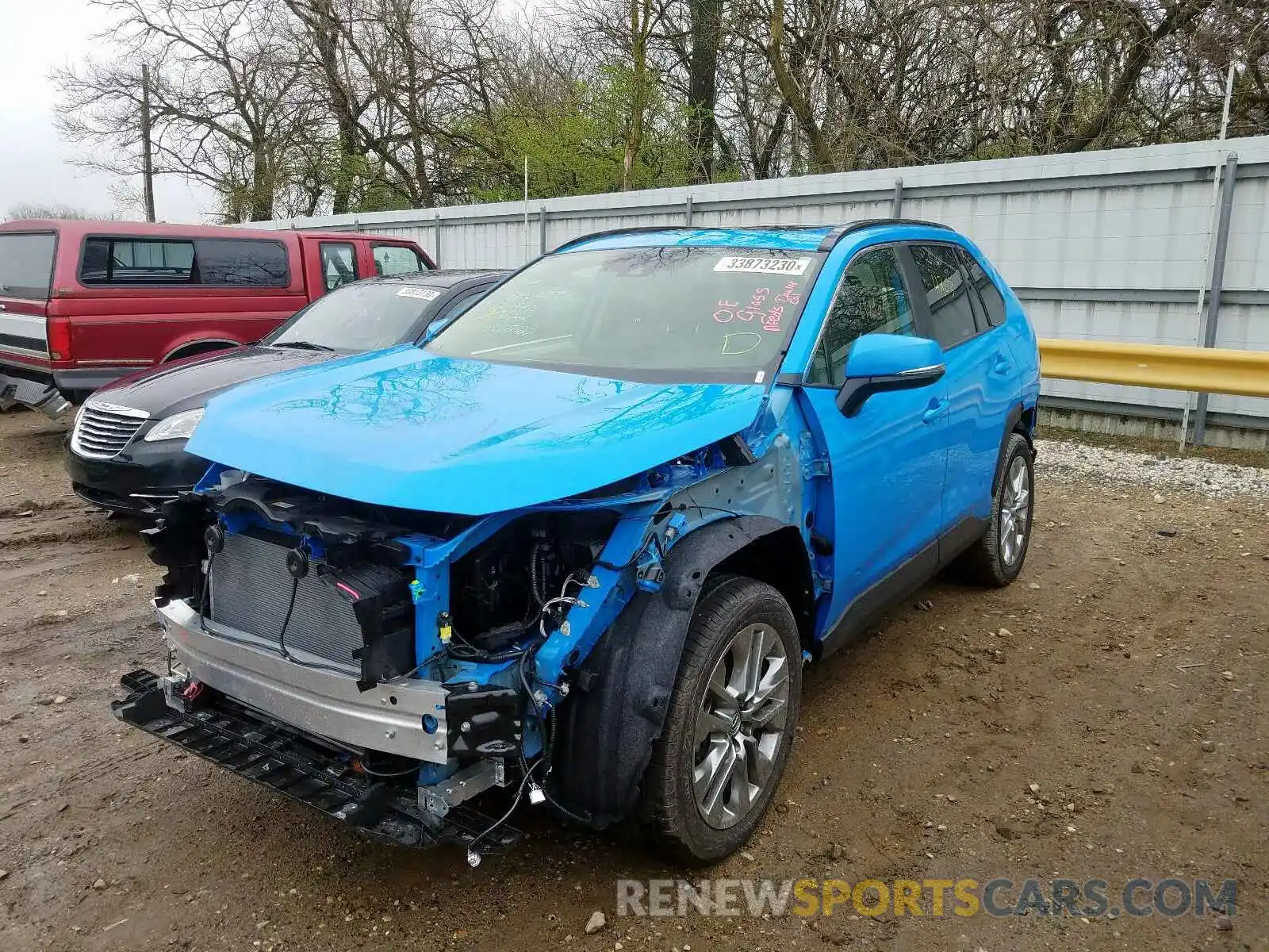 2 Photograph of a damaged car JTMA1RFV4KD025777 TOYOTA RAV4 2019